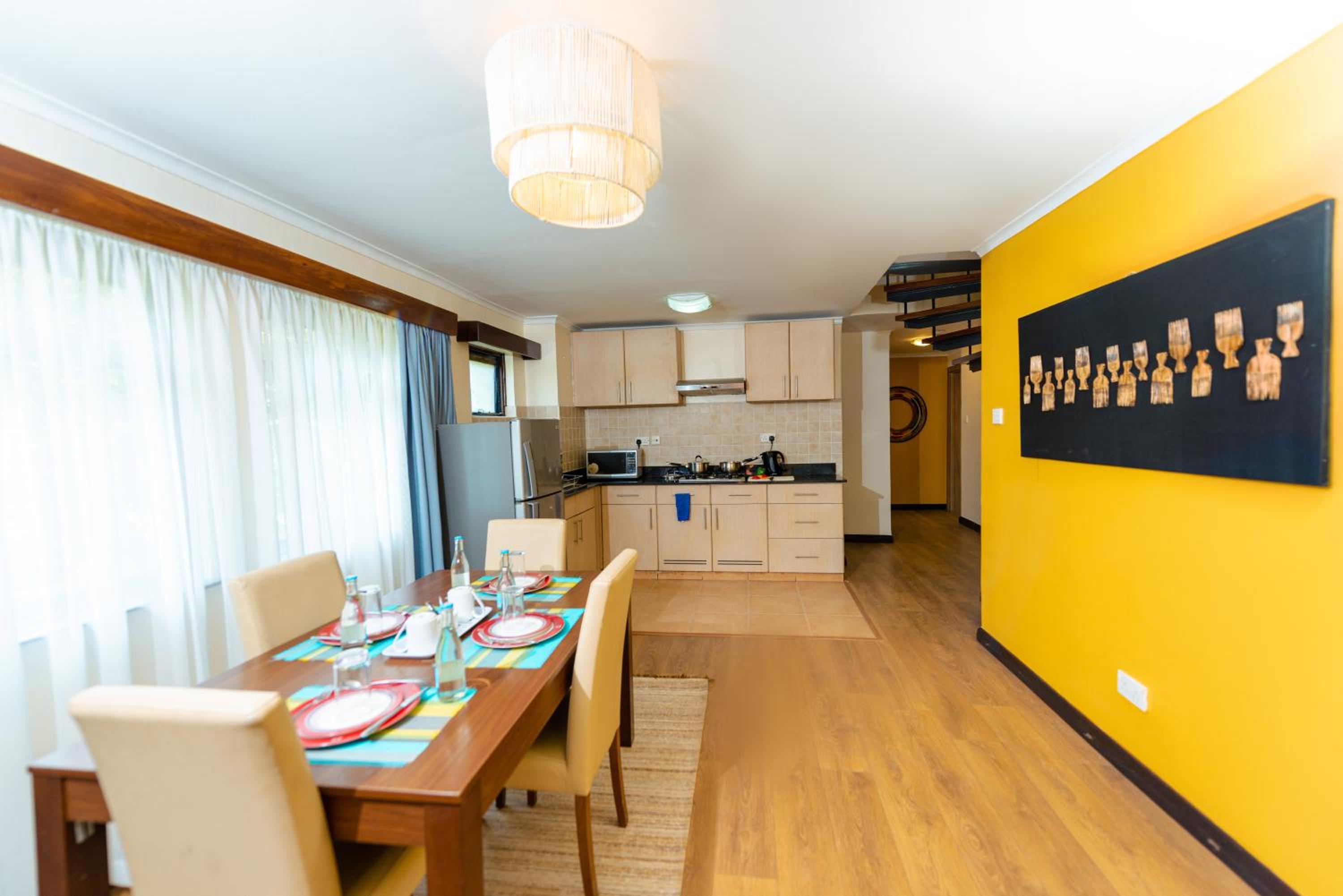 Two-Bedroom Queen Apartment - Attic/Non-Smoking