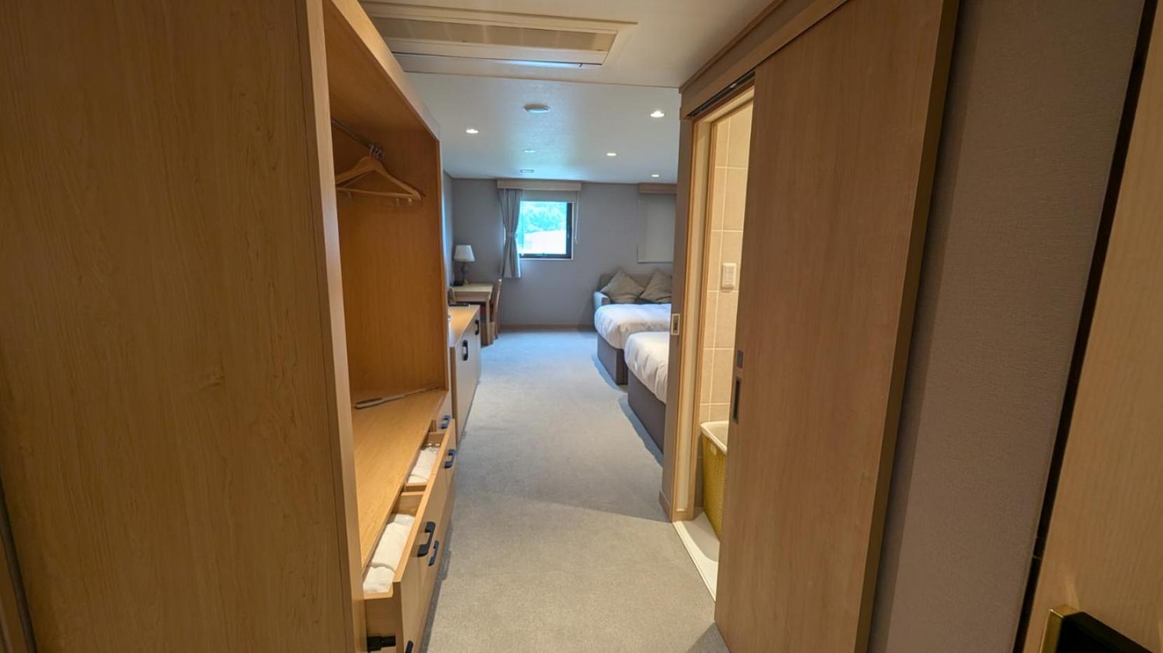 Standard Twin Room photo 2