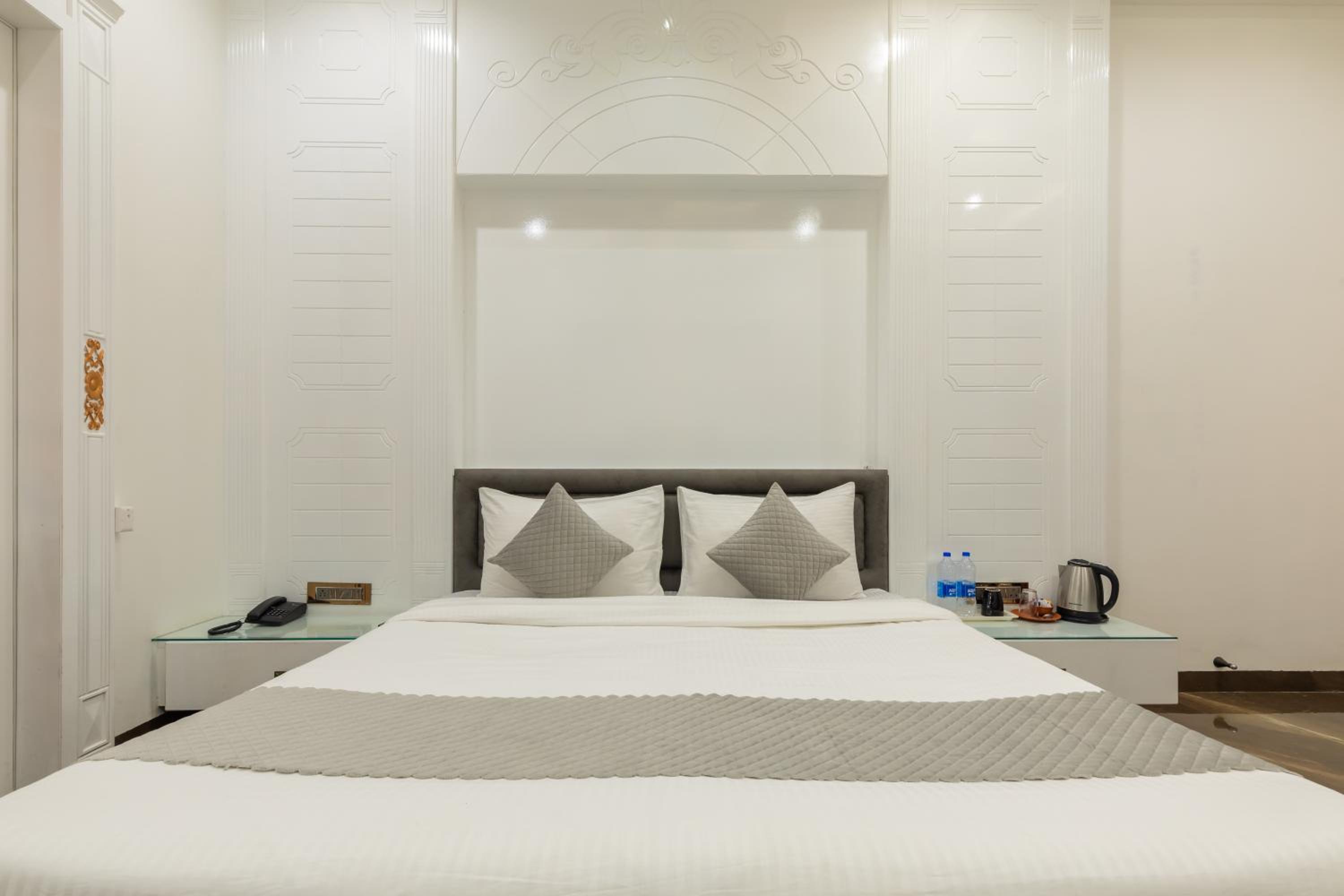 Deluxe Double Room photo 3