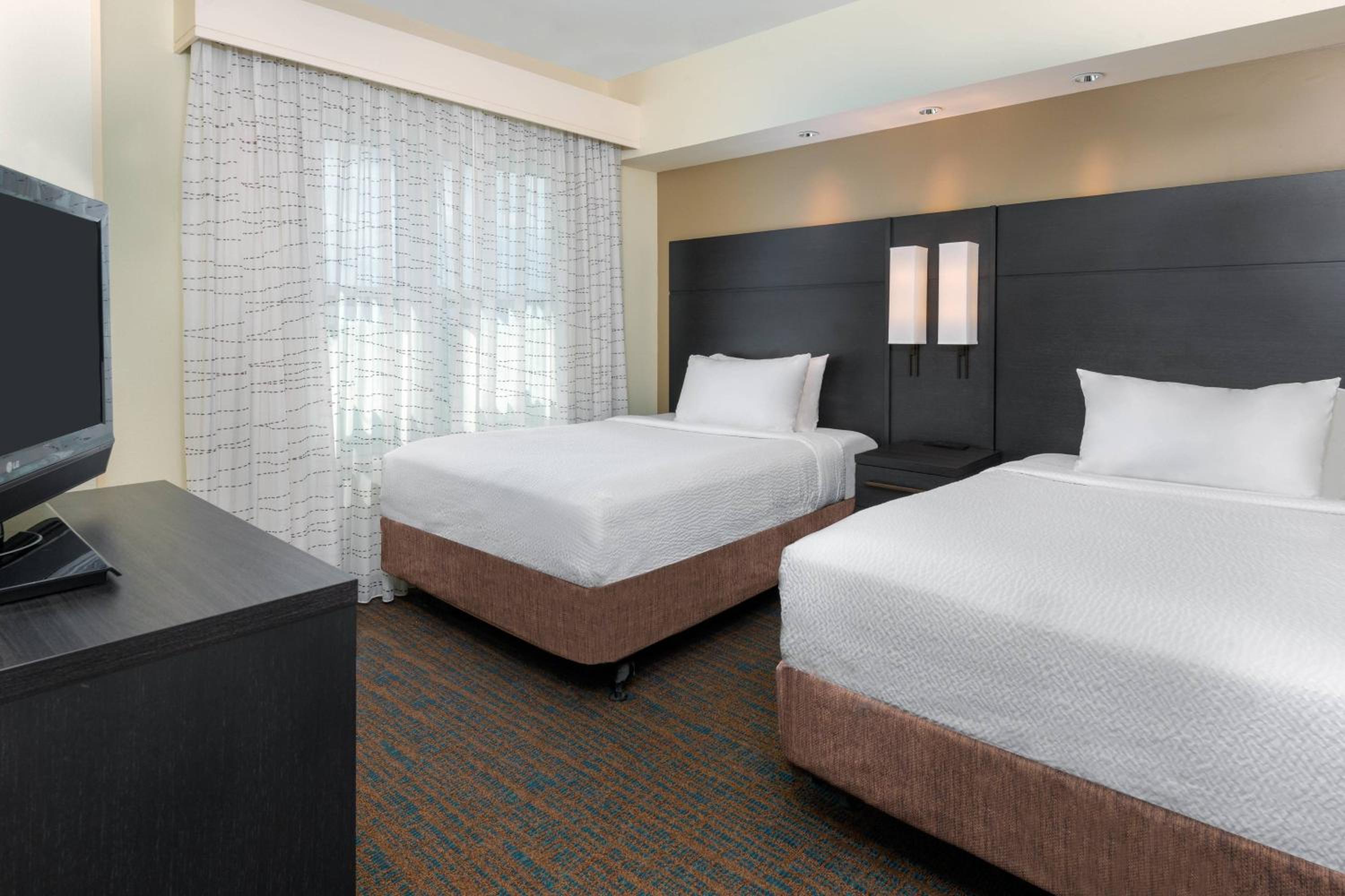 1 Bedroom 2 room Suite, 2 Double, Sofa bed, Corner room photo 1