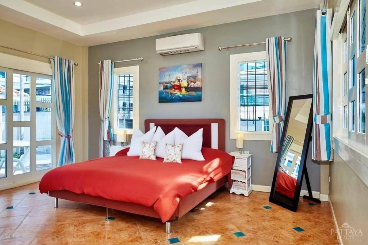 Villa con piscina privada
