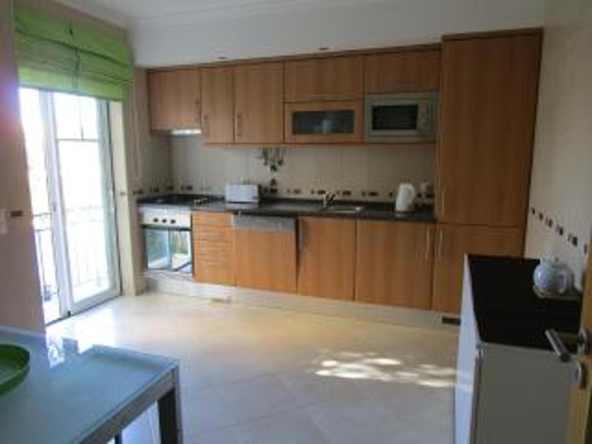 Apartment photo 3