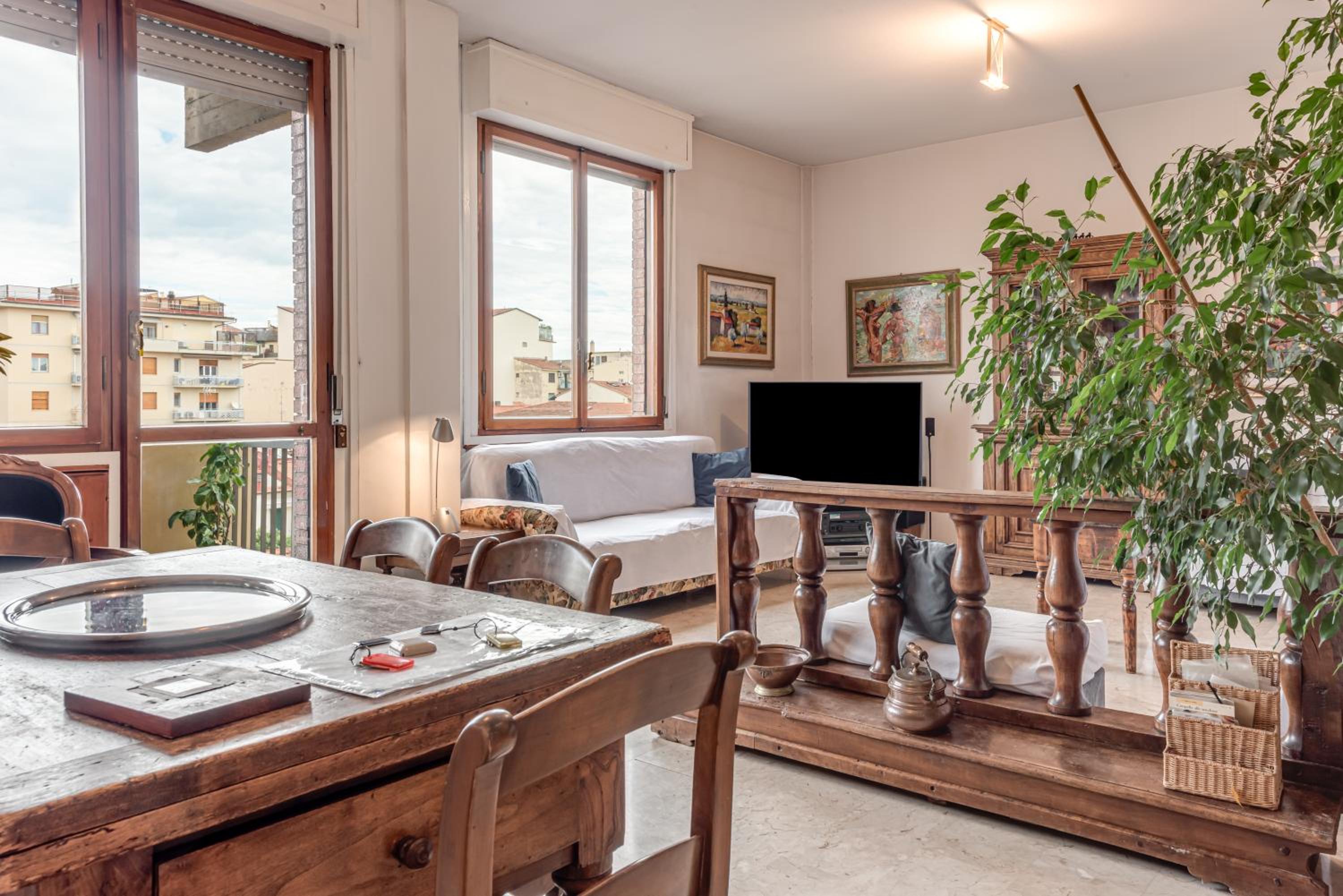 Two-Bedroom Deluxe Apartment with Balcony