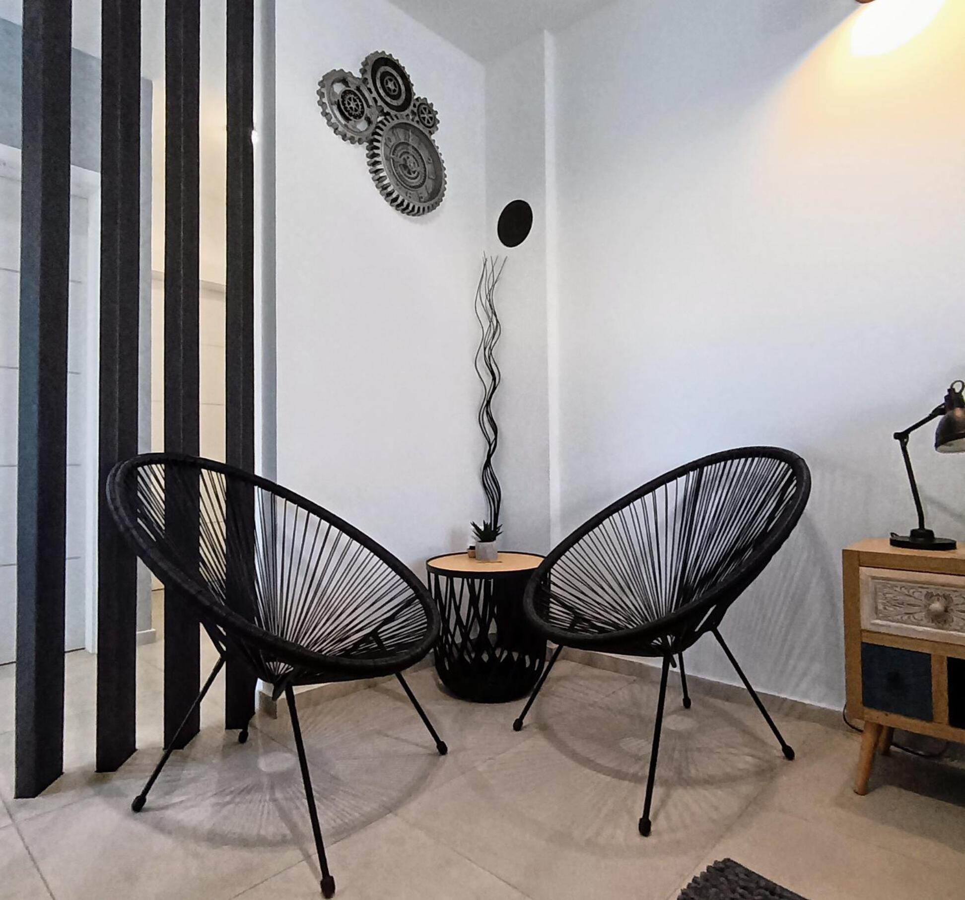 One-Bedroom Apartment - Photo 13