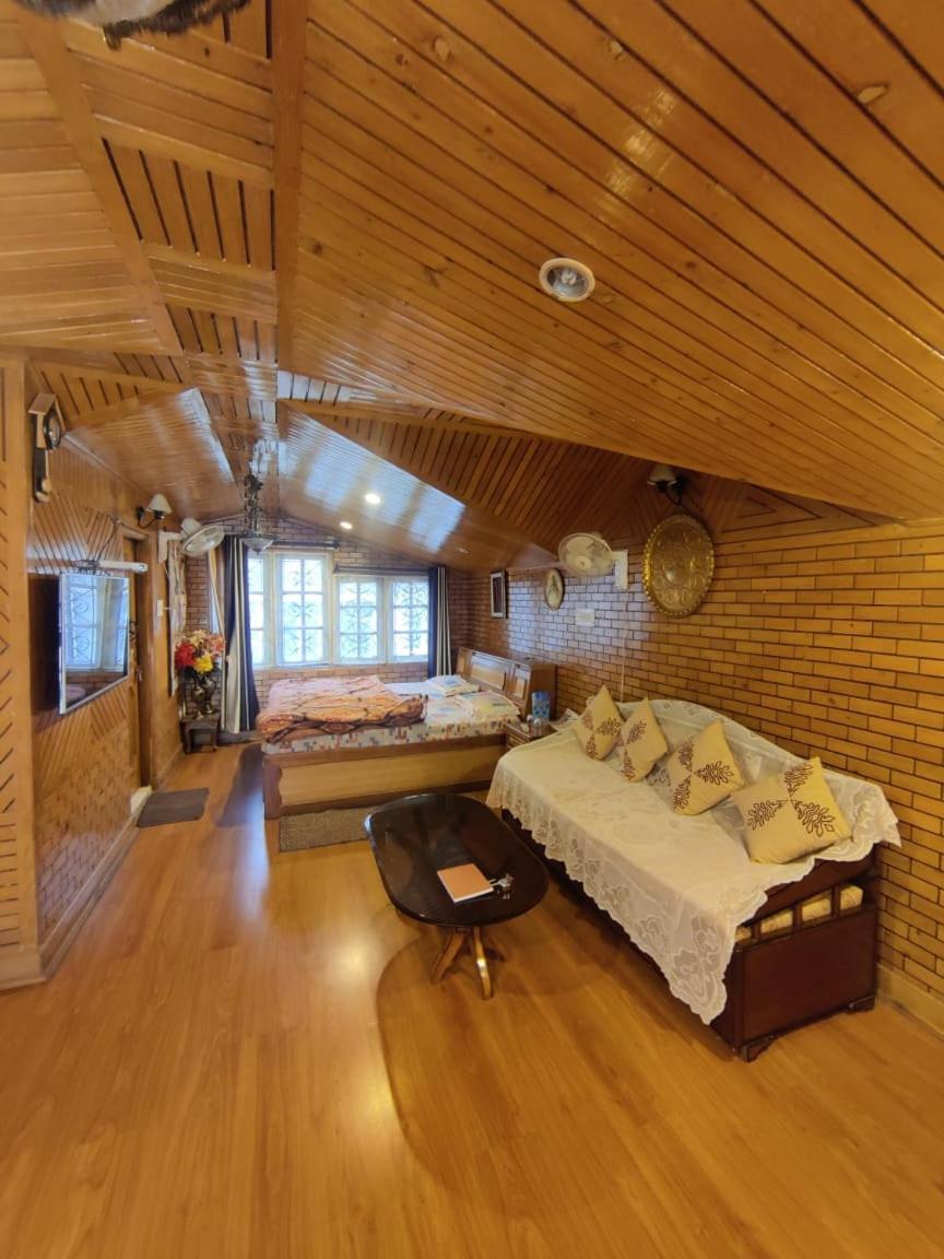 Classic Quadruple Room - Photo 12