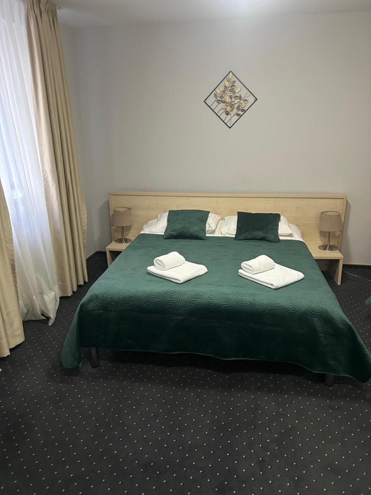 Double or Twin Room photo 1