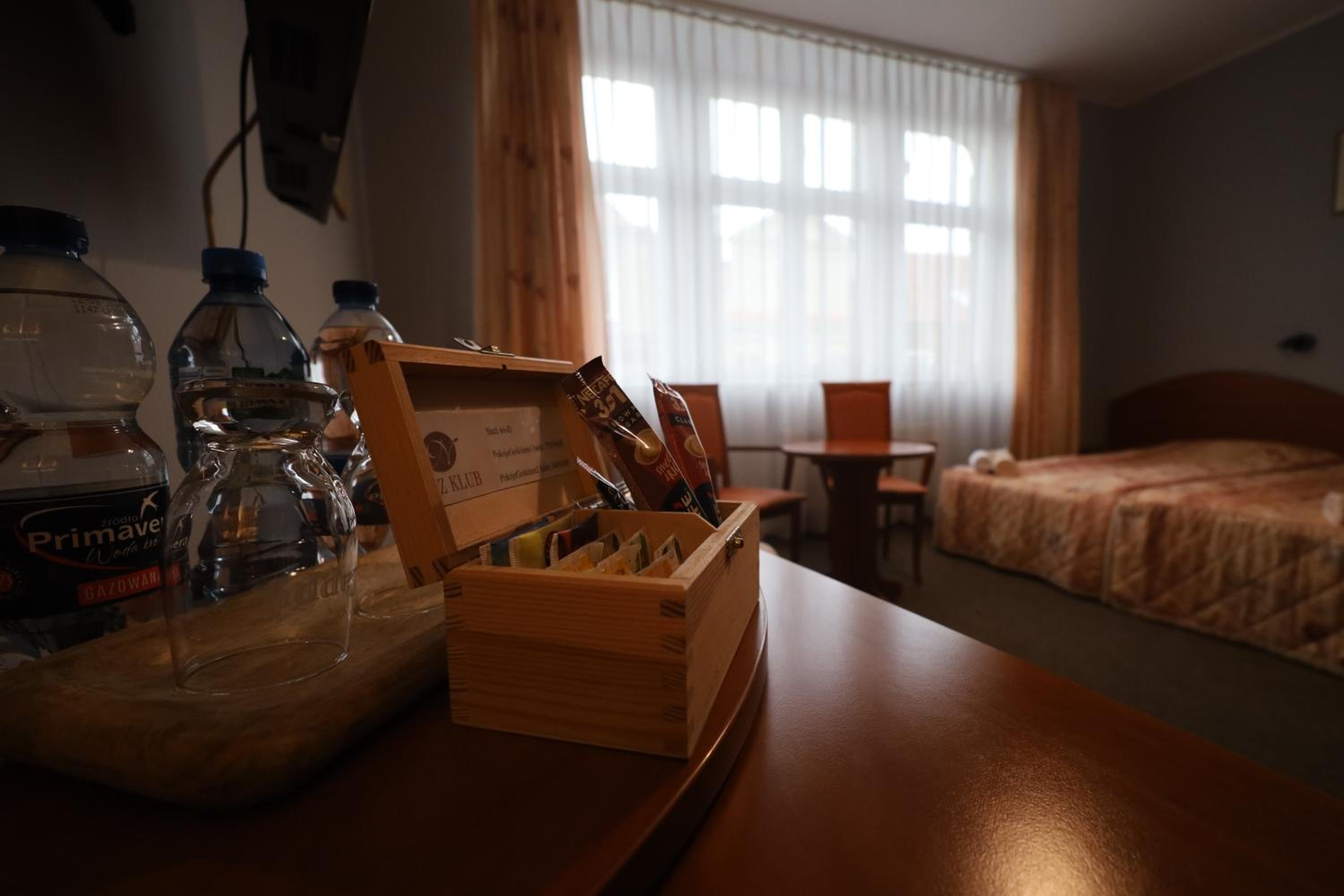 Twin Room - Photo 15
