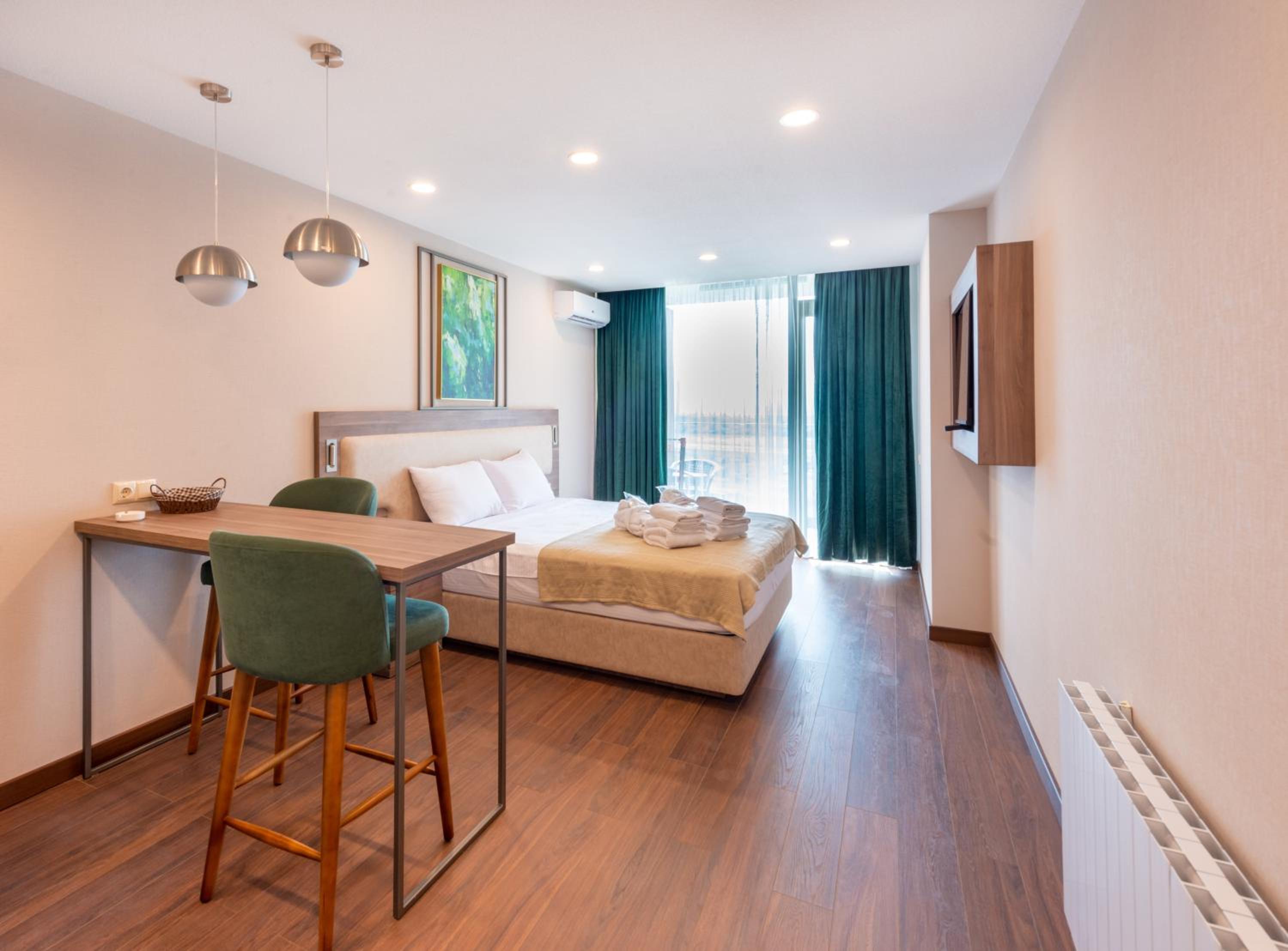 Superior King Room