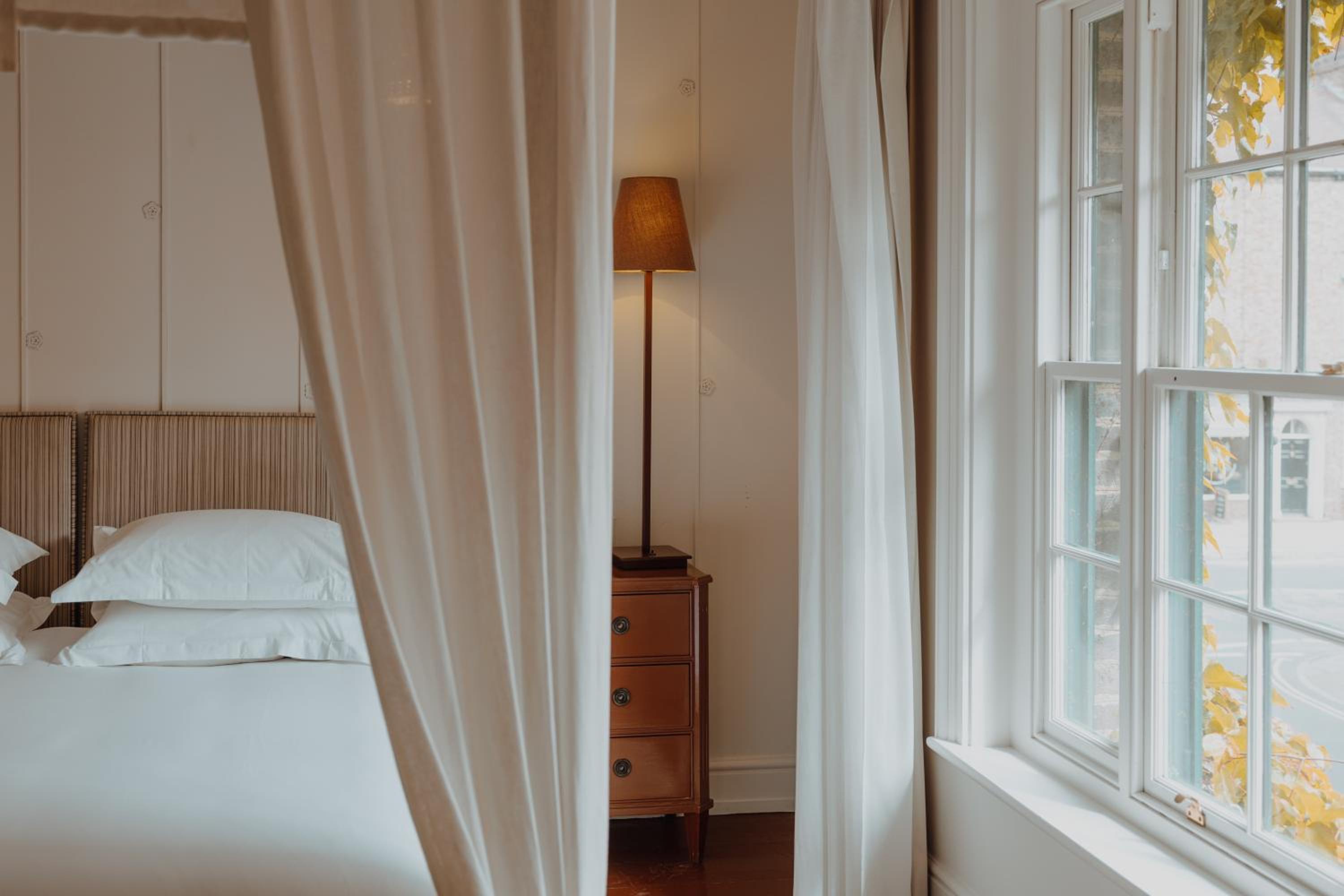 Large Guest Room - Photo 5