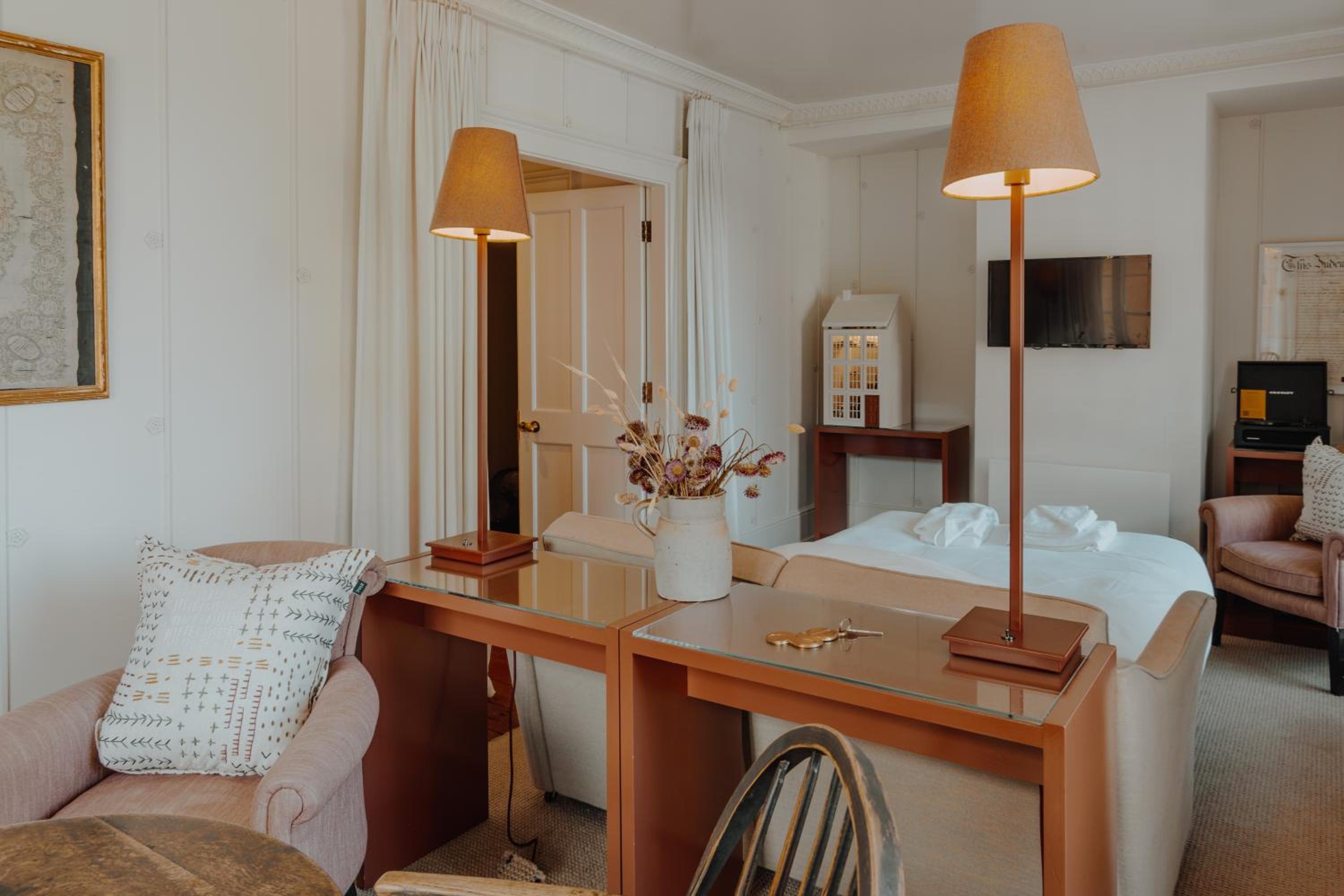 The Clifton Suite - Photo 5