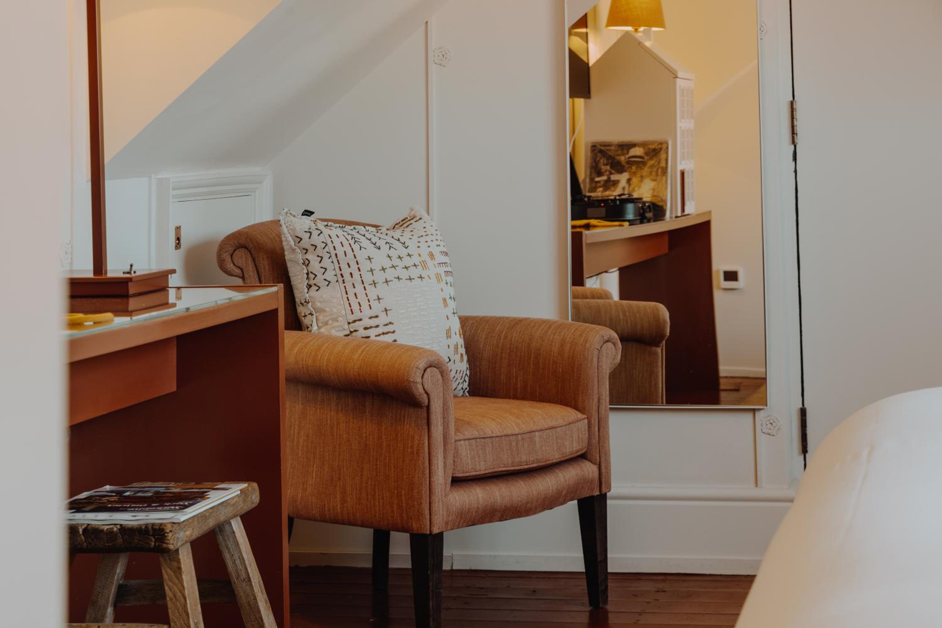Standard King Room - Photo 2
