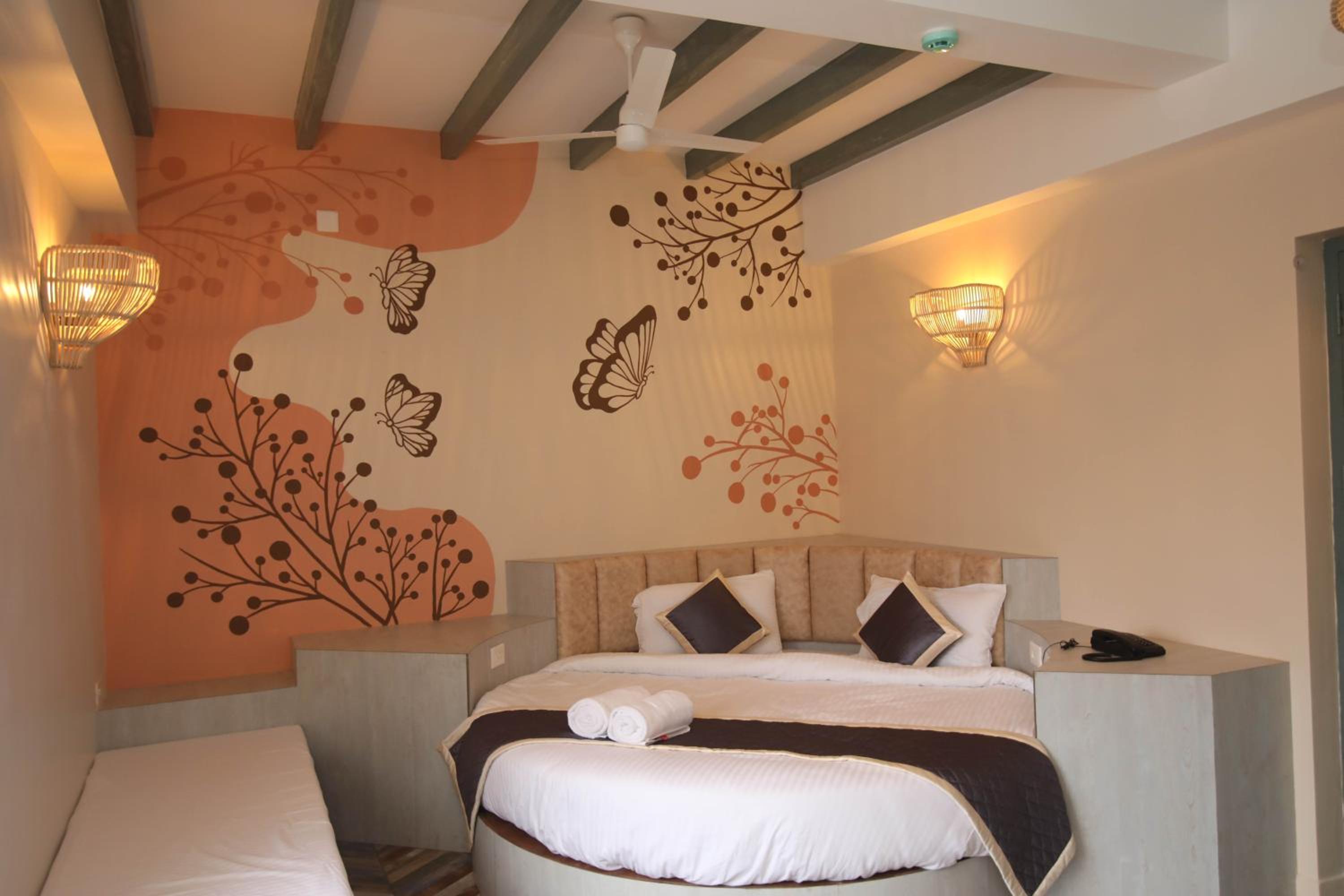 Suite - Photo 4