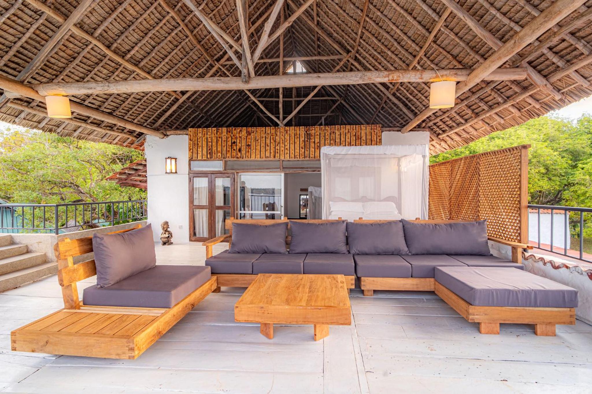 Suite with Private Pool - Photo 6