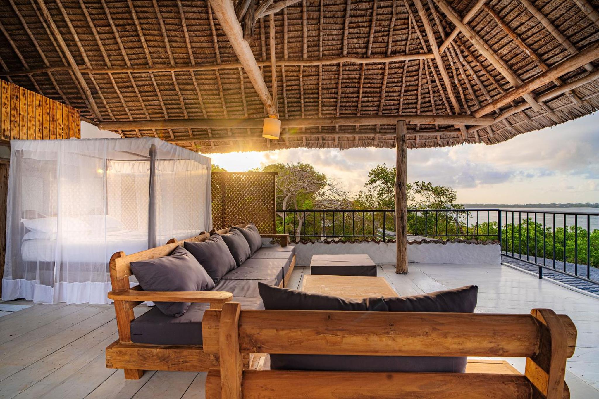 Suite with Private Pool - Photo 7