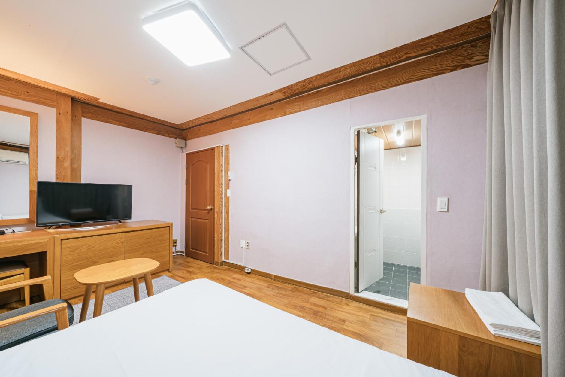 Deluxe Double Room - Photo 3