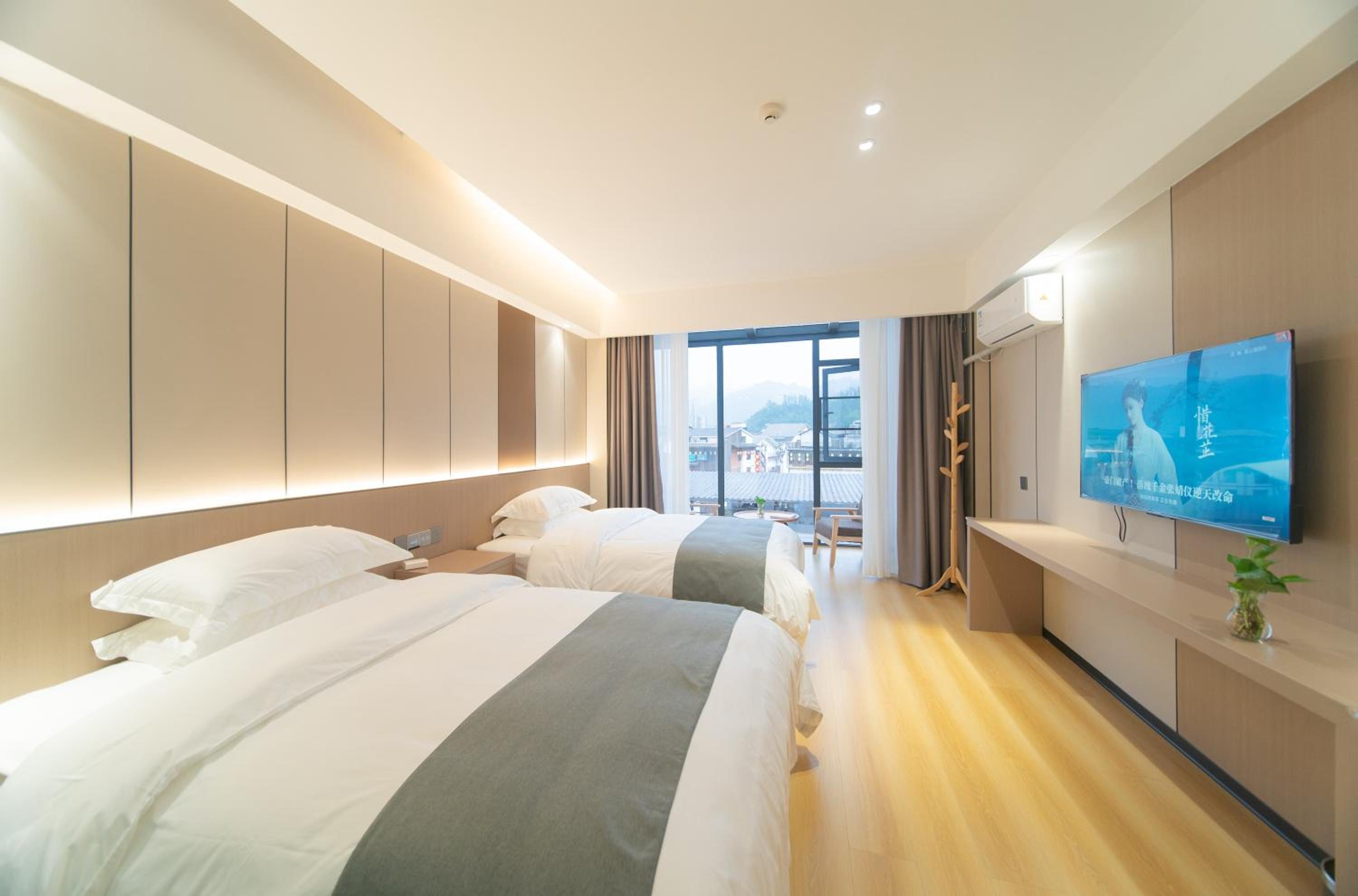 Twin Room with Terrace photo 2