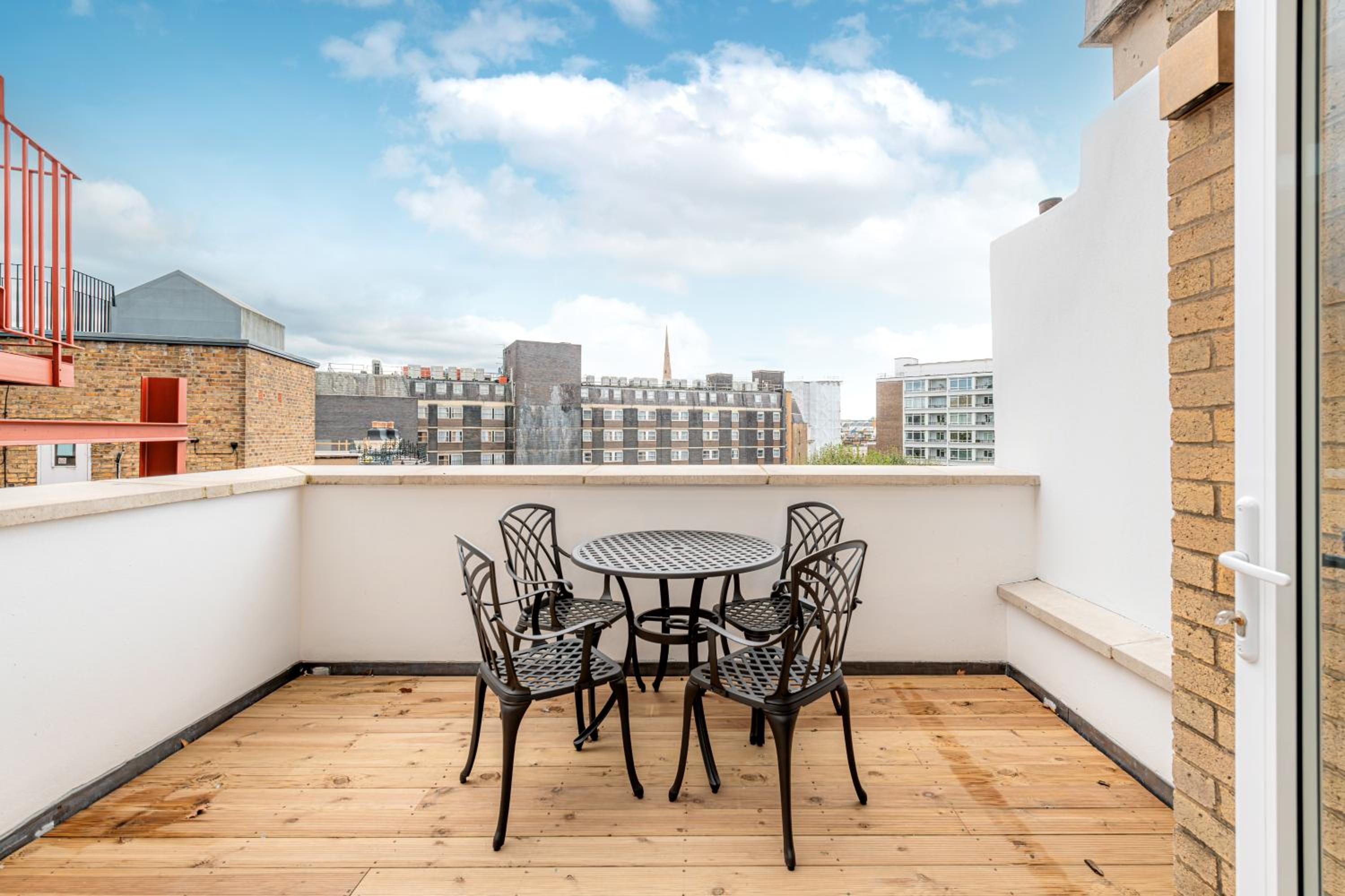 Two Bed Executive Apartment with Terrace photo 2