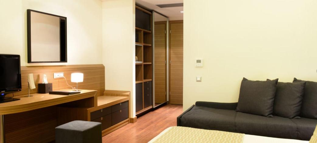 Triple Room with Sea View