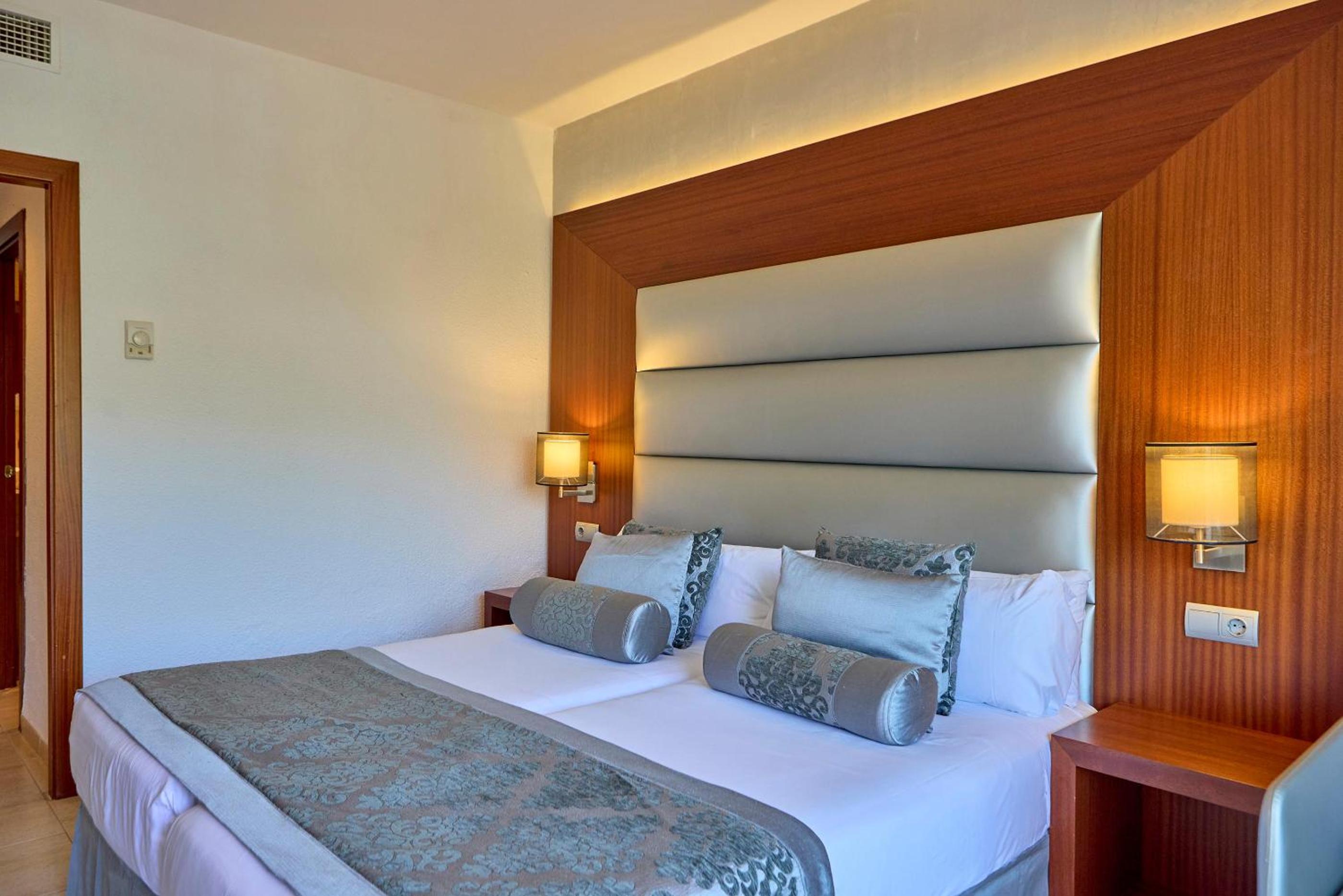 Premium Double Room photo 2