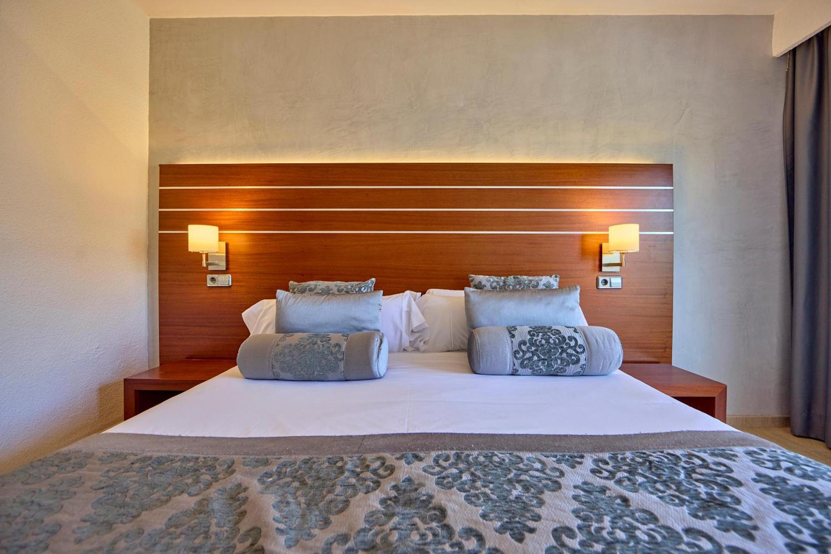 Double Room (1 Adult) photo 2