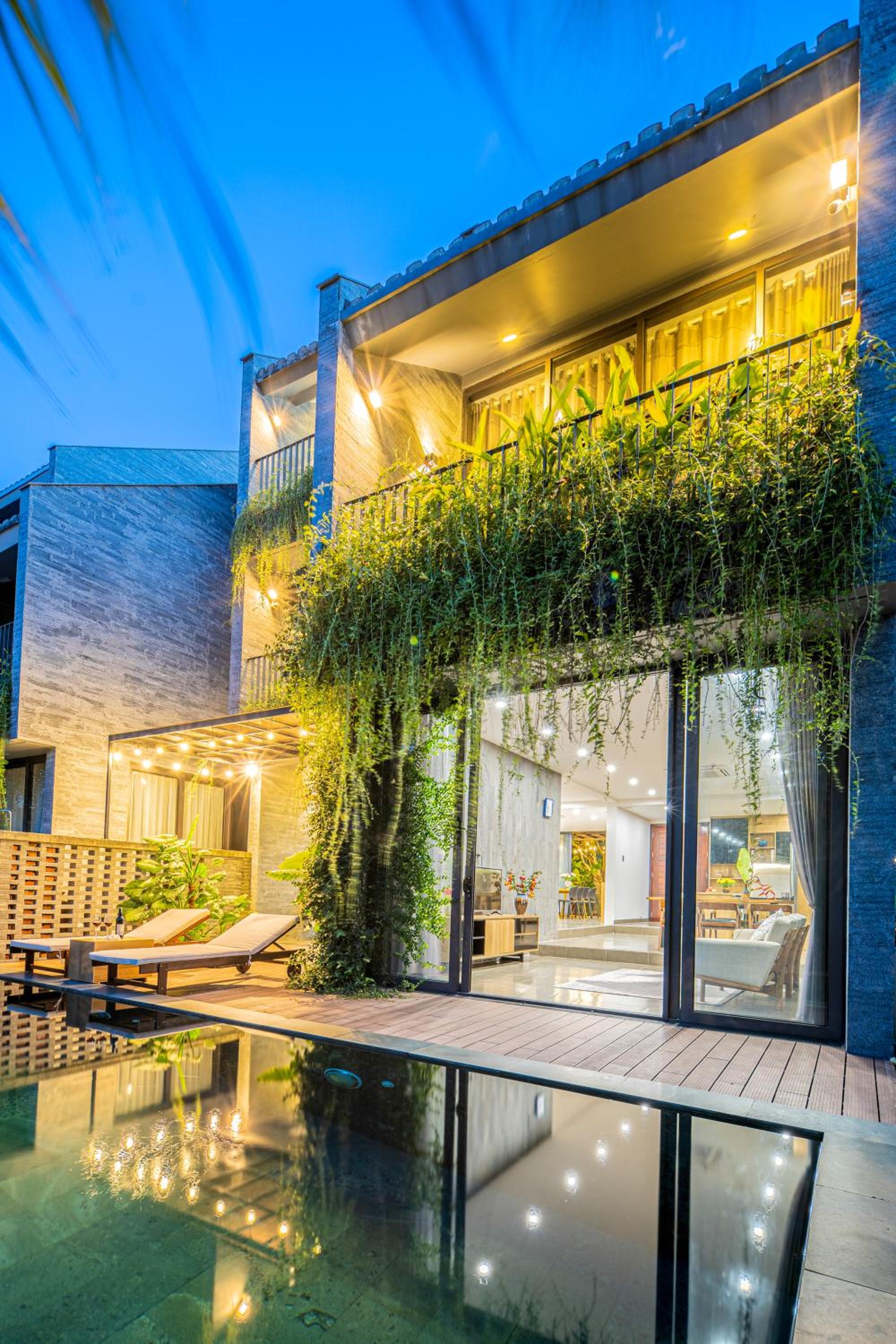 Villa photo 2