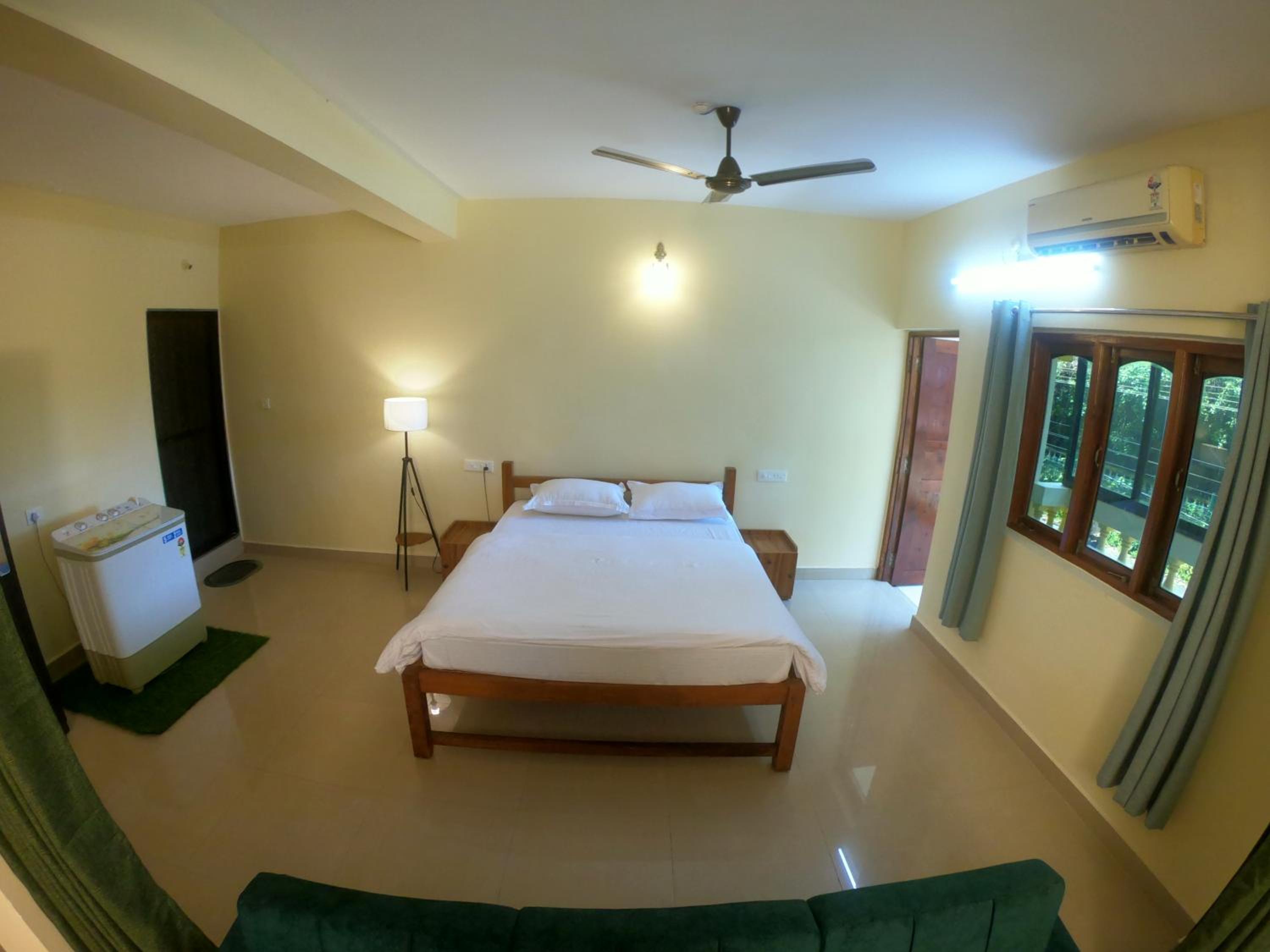 One-Bedroom Apartment - Photo 40