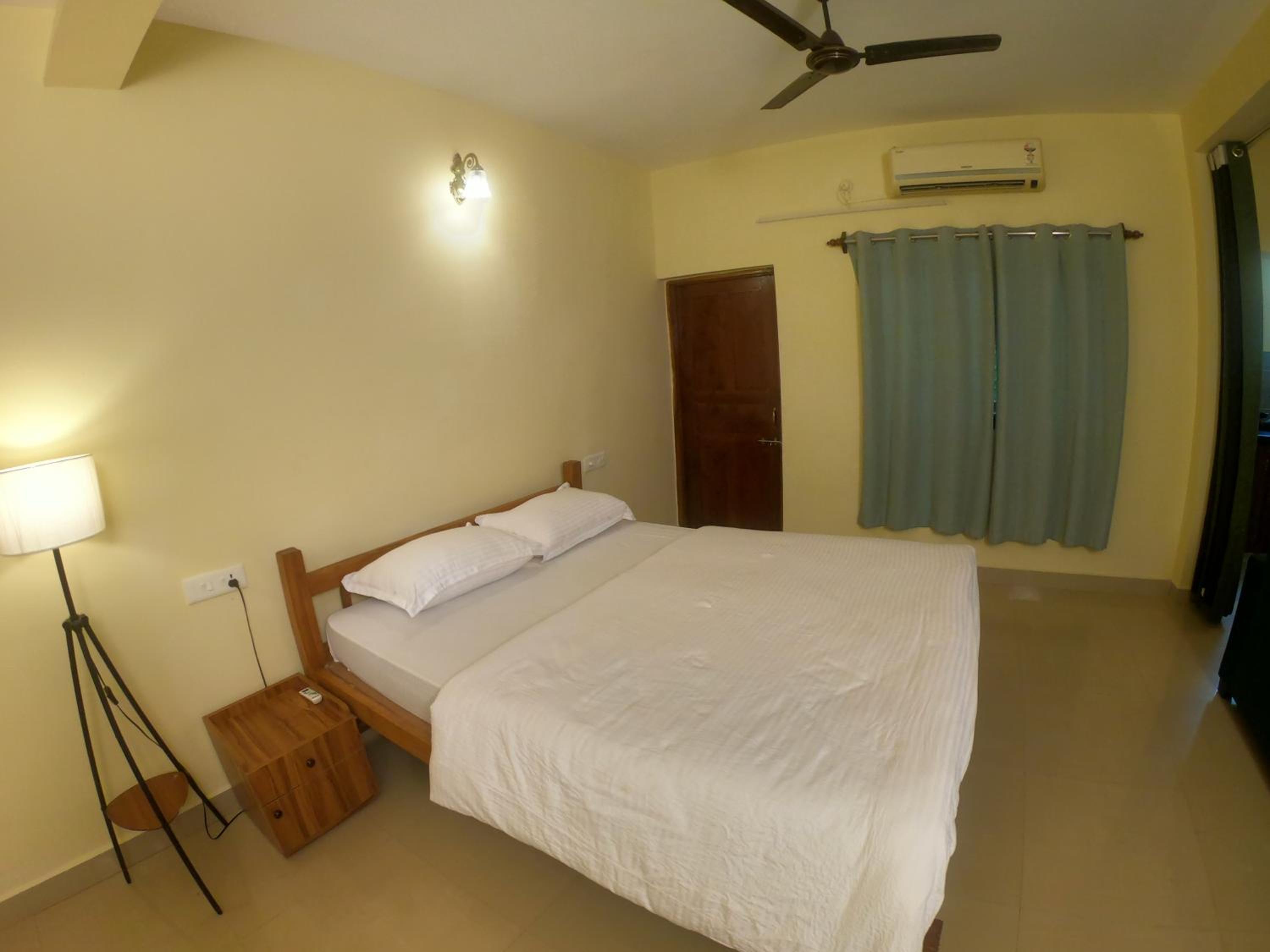 One-Bedroom Apartment - Photo 34