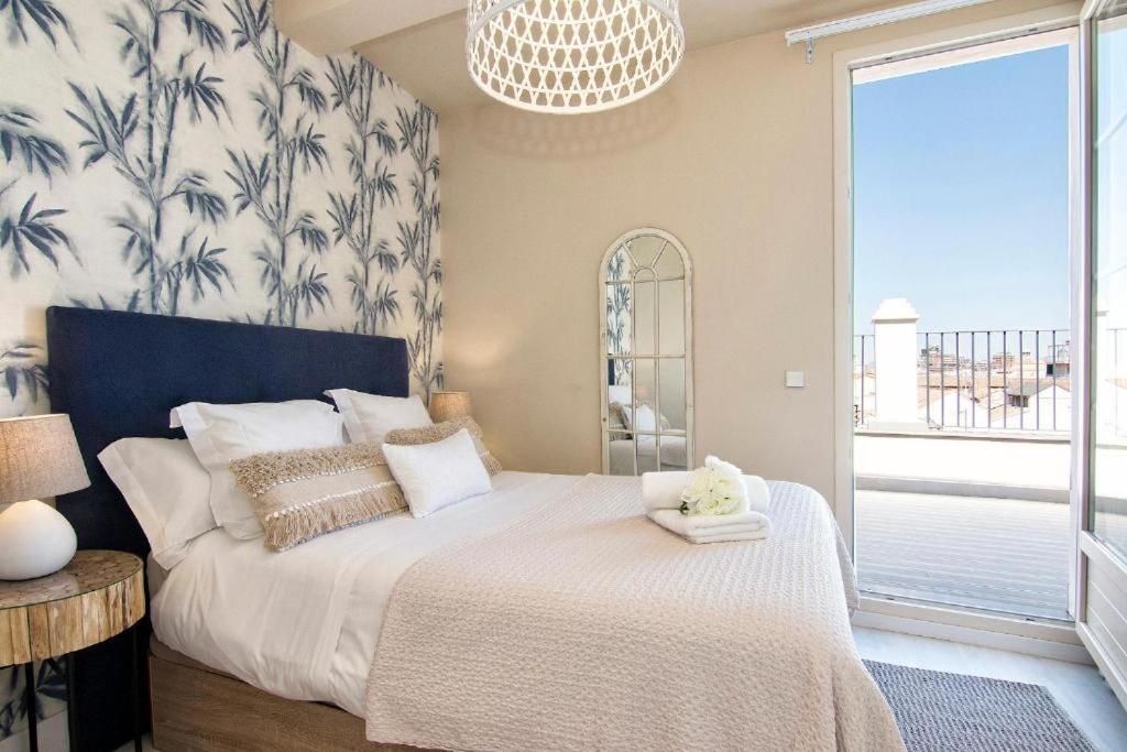 Apartamento de Dos Habitaciones con Terraza