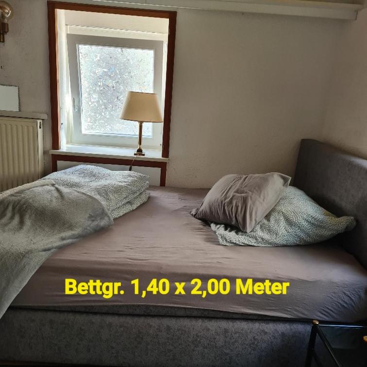 Single Room with Shared Shower and Toilet photo 2