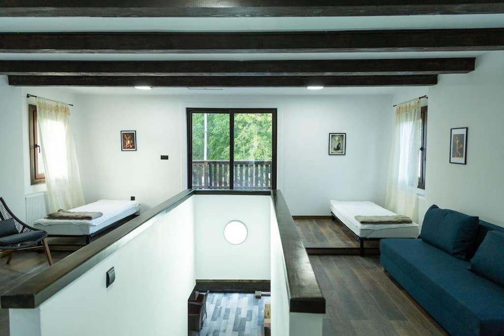 Villa photo 1