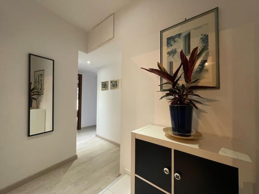 Two-Bedroom Deluxe Apartment with Balcony