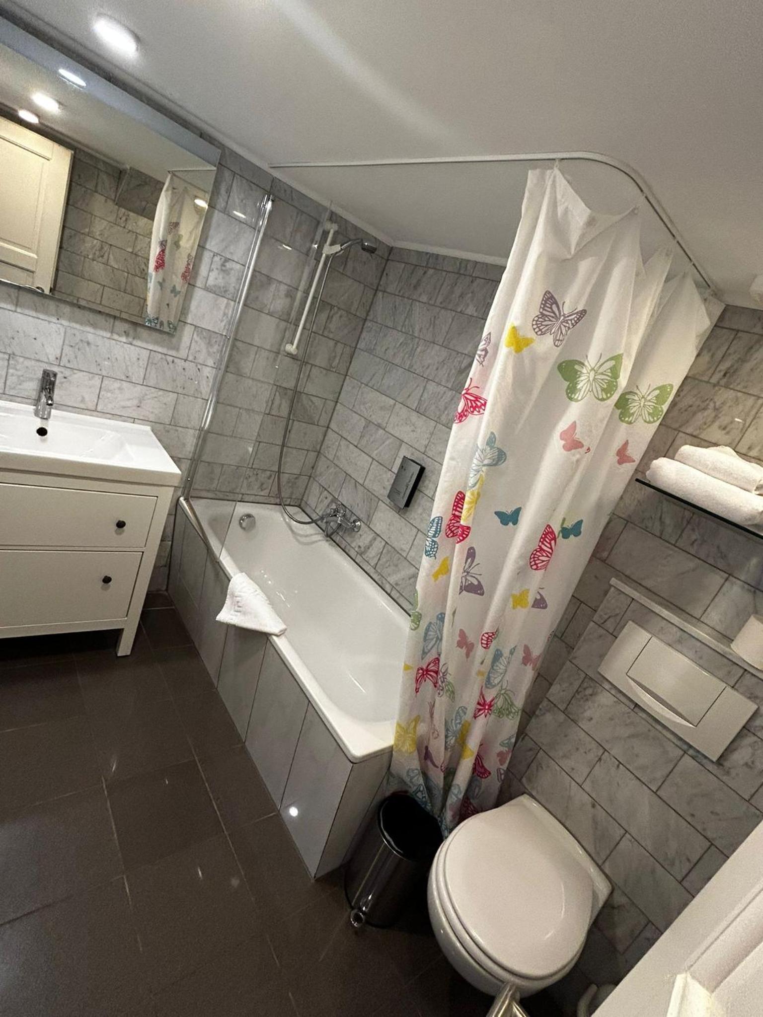 Junior Suite - Photo 6