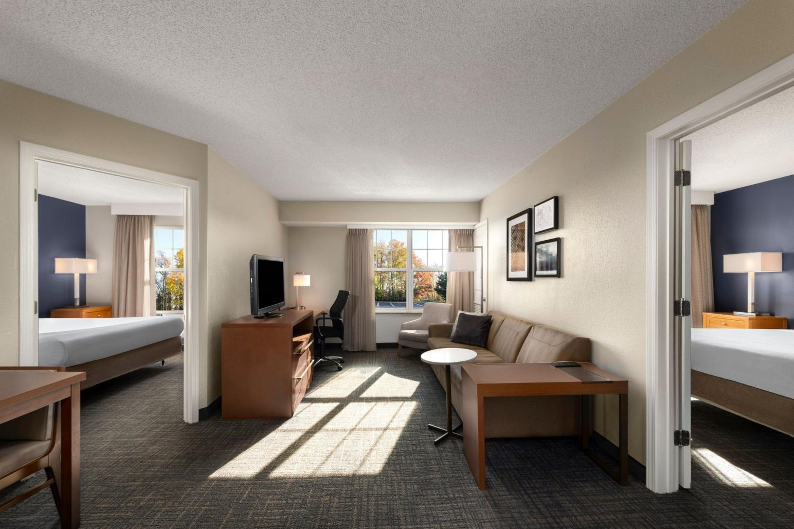 Two-Bedroom Suite - Photo 1
