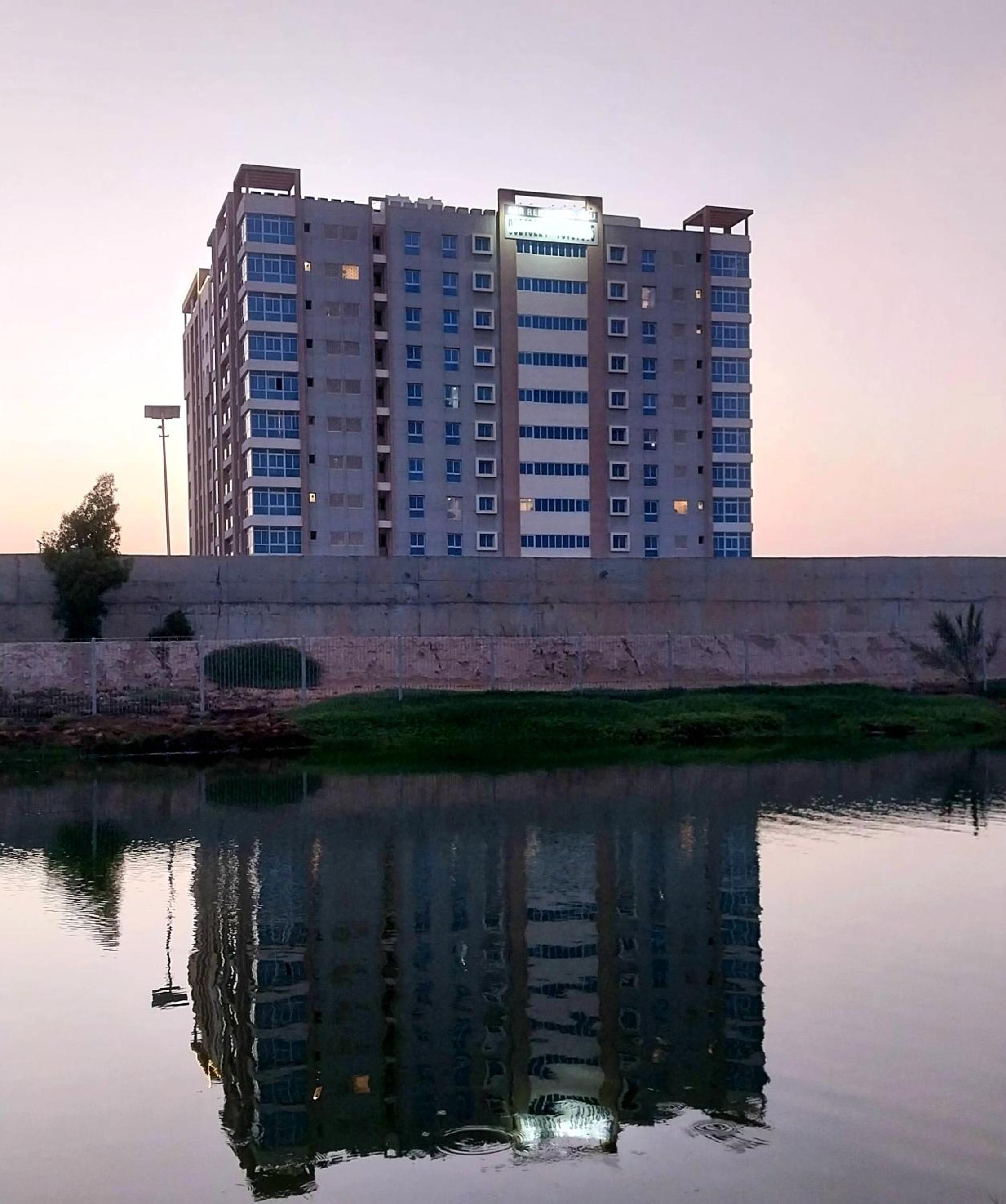 One-Bedroom Apartment with Sea View photo 2