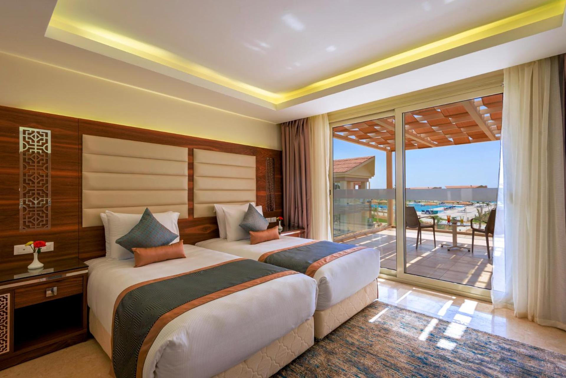 Specail Offer -Deluxe Family Room - Egyptians and Residents Only