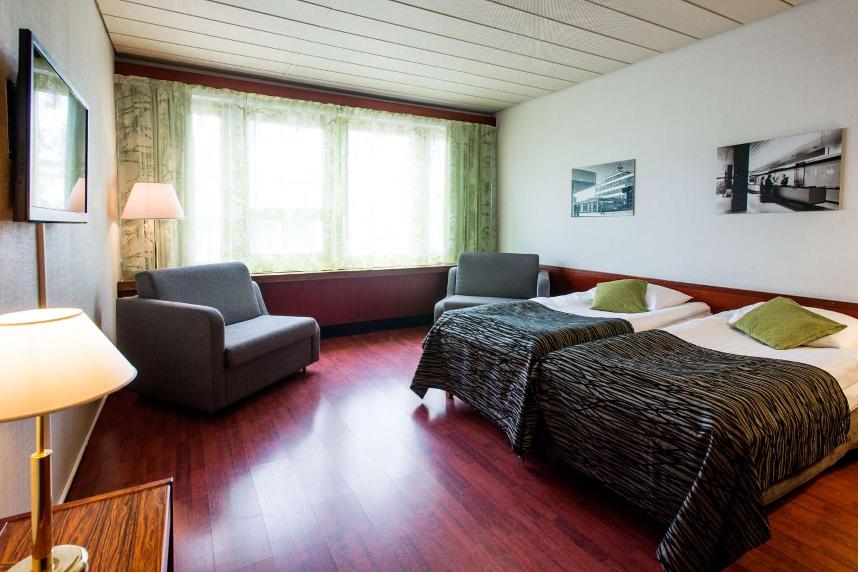 Standard Family Room