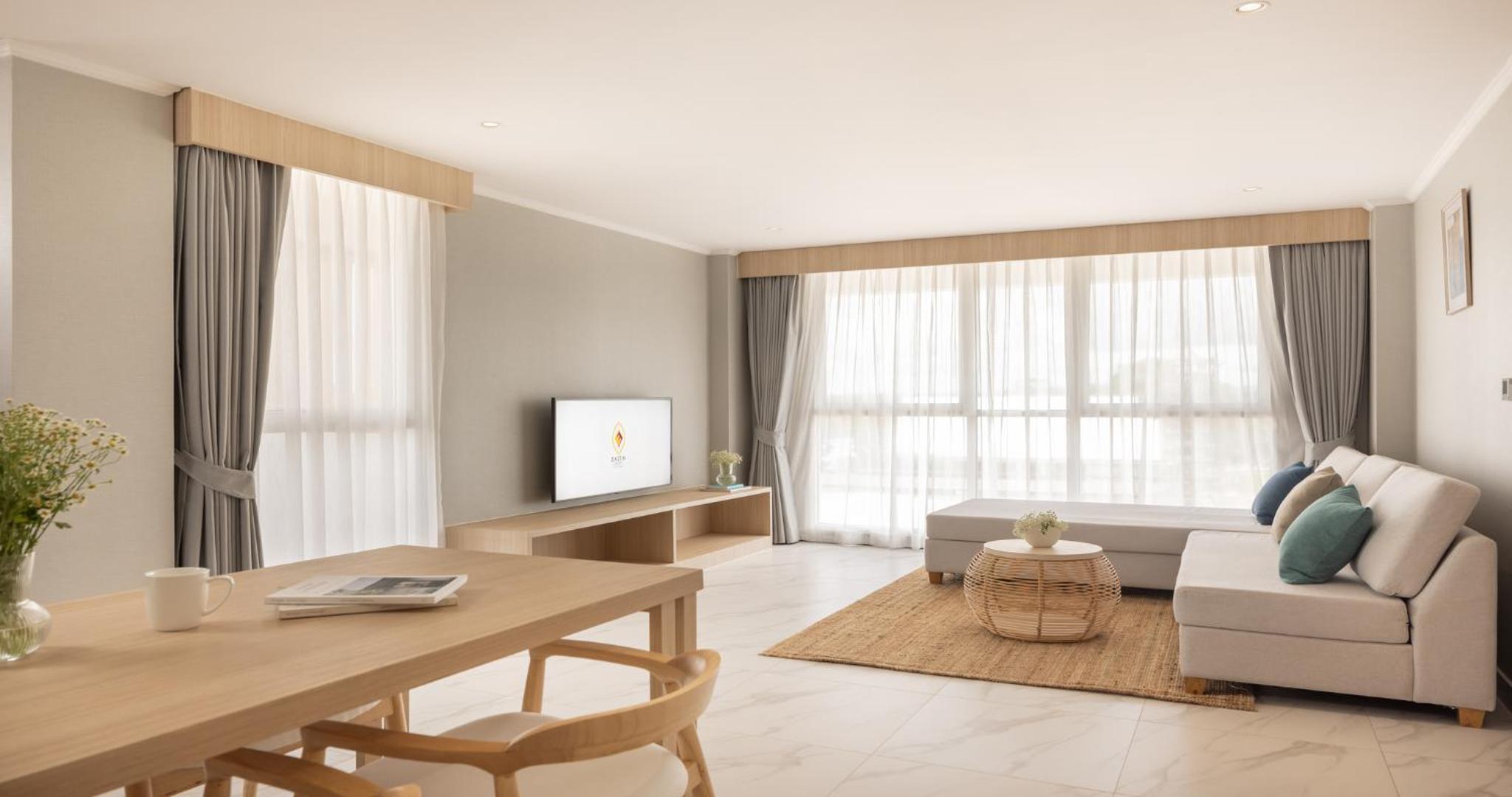 Ocean's Edge Luxury Suite - Photo 4