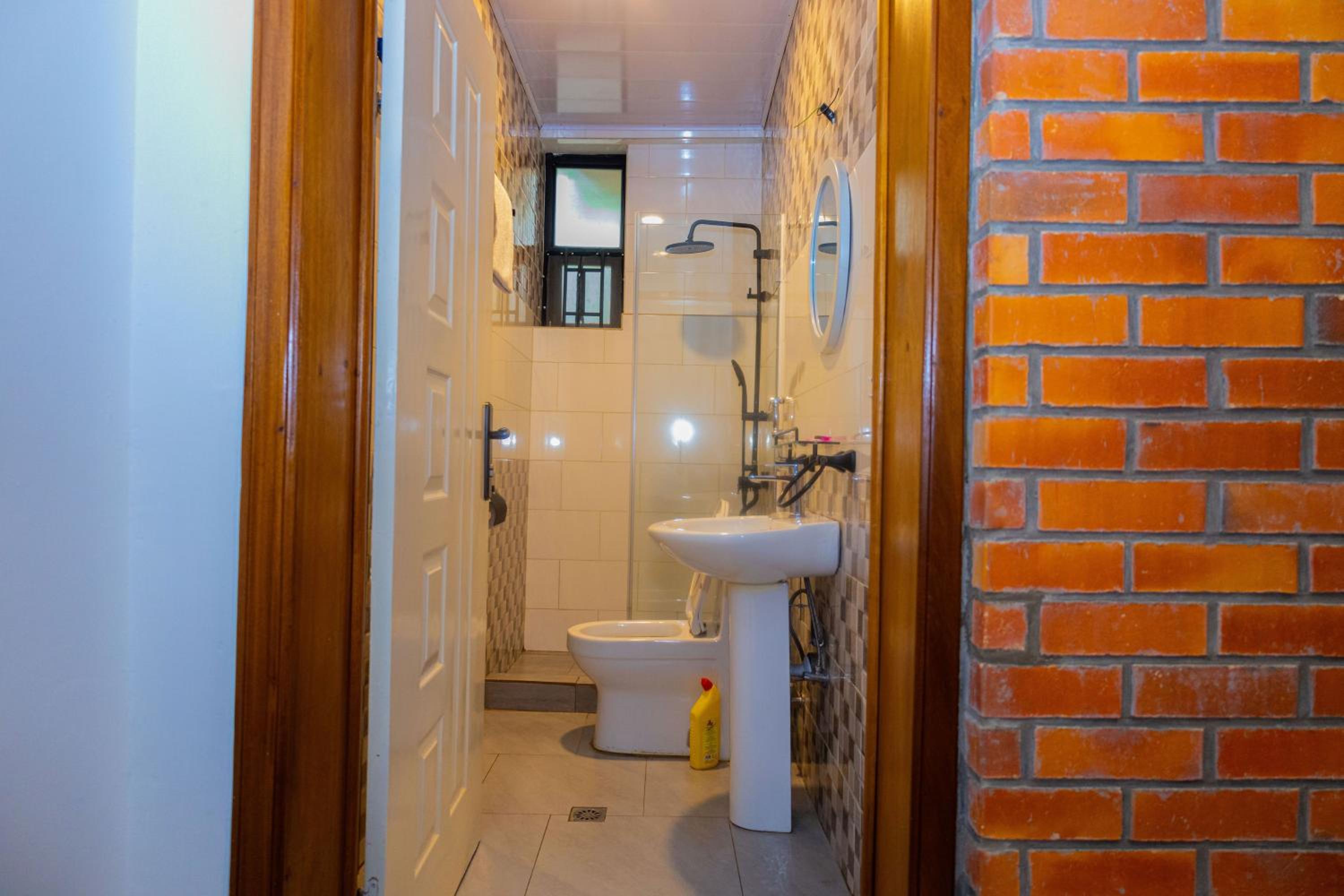 Single Room With Balcony photo 3