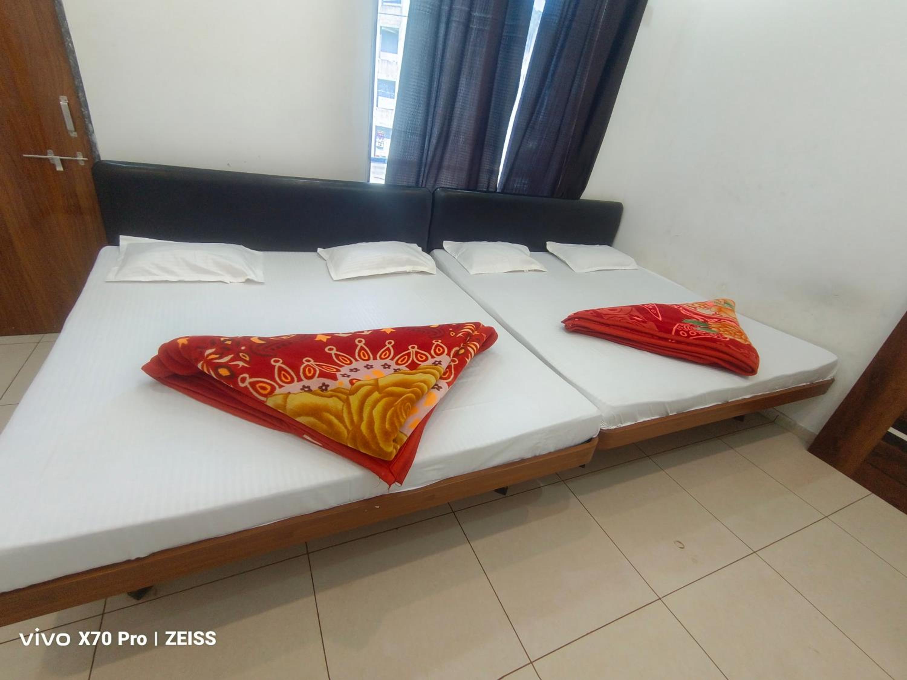 Double Room With Private Bathroom photo 1
