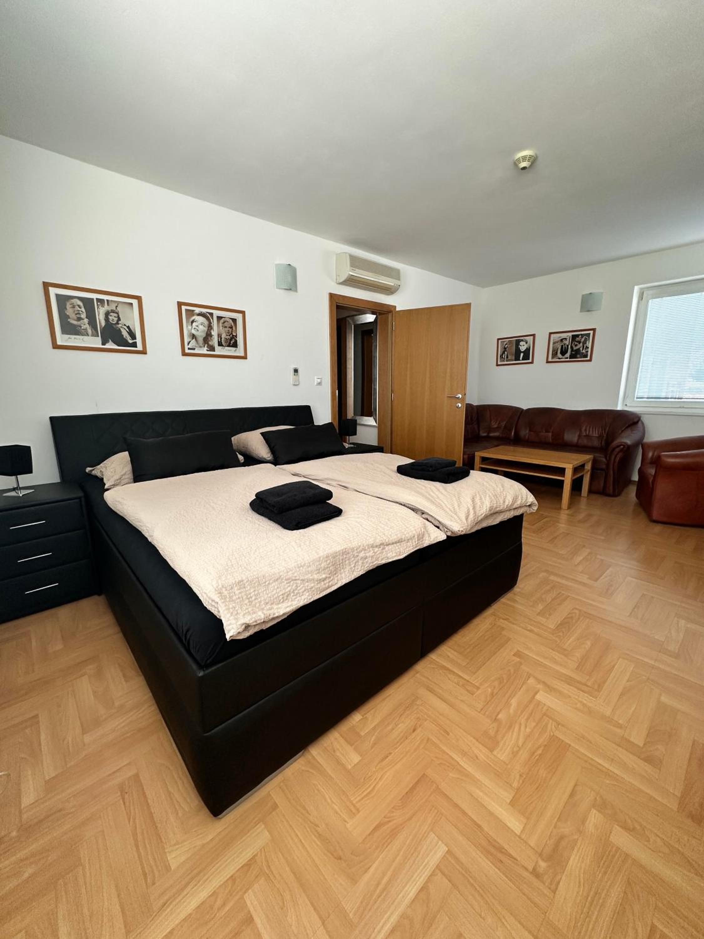 Quadruple Room with Balcony photo 1