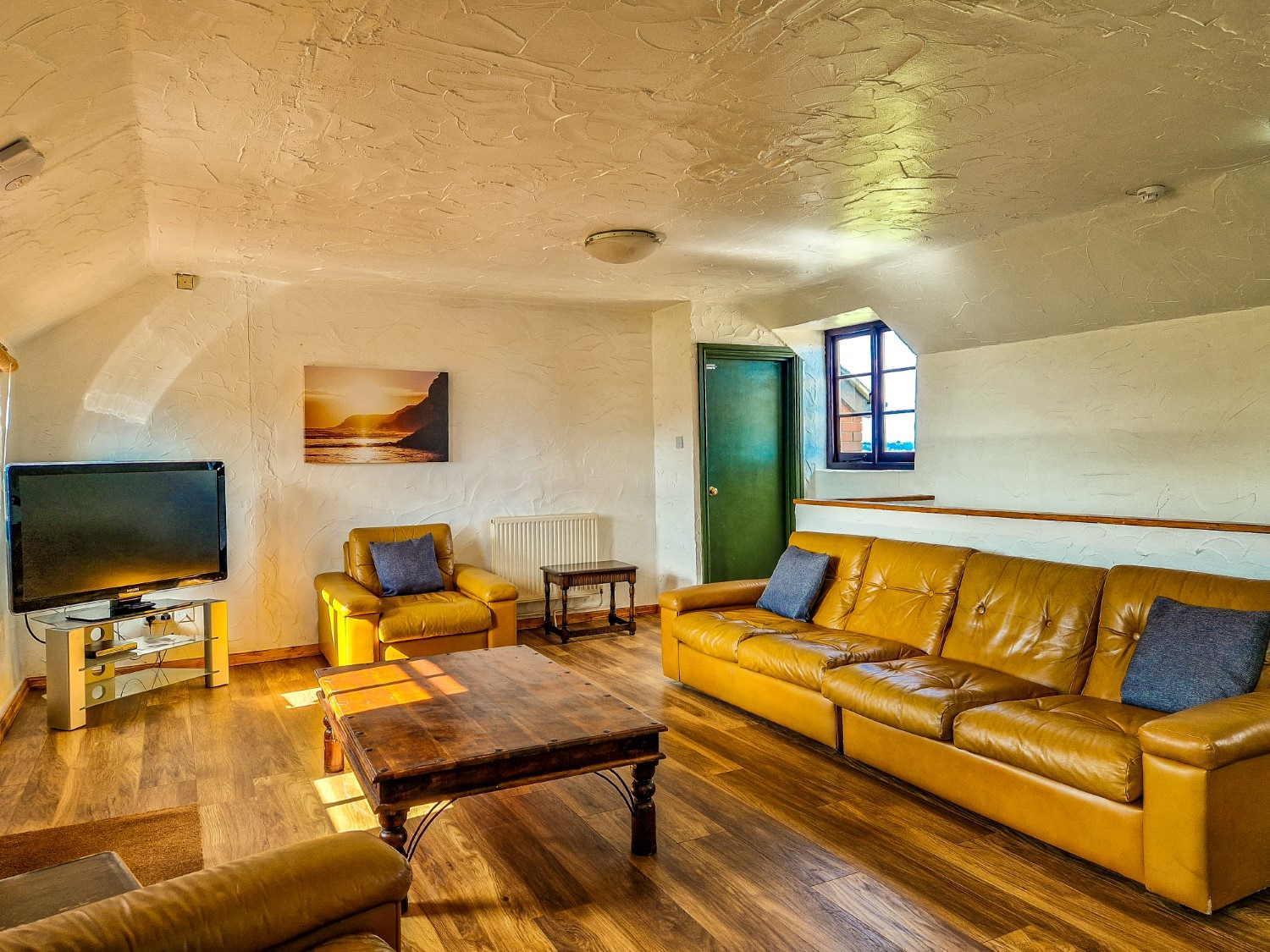 Three-Bedroom Vacation Home  photo 1