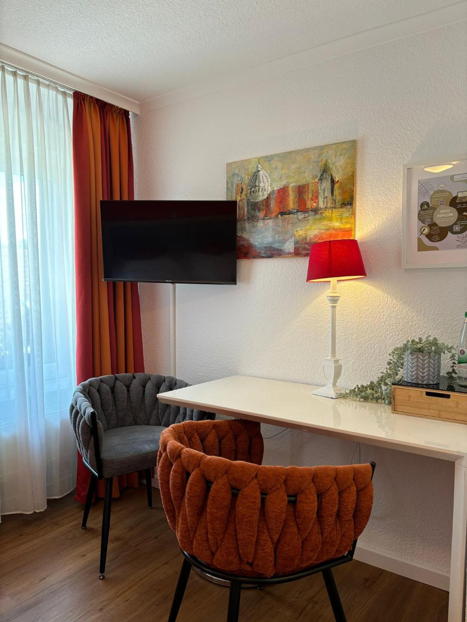Double Room - Photo 6