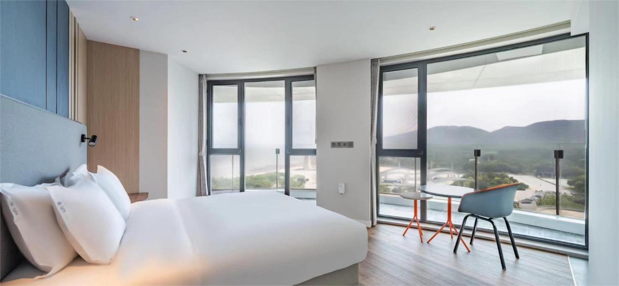 One-Bedroom Suite with Sea View - Photo 10