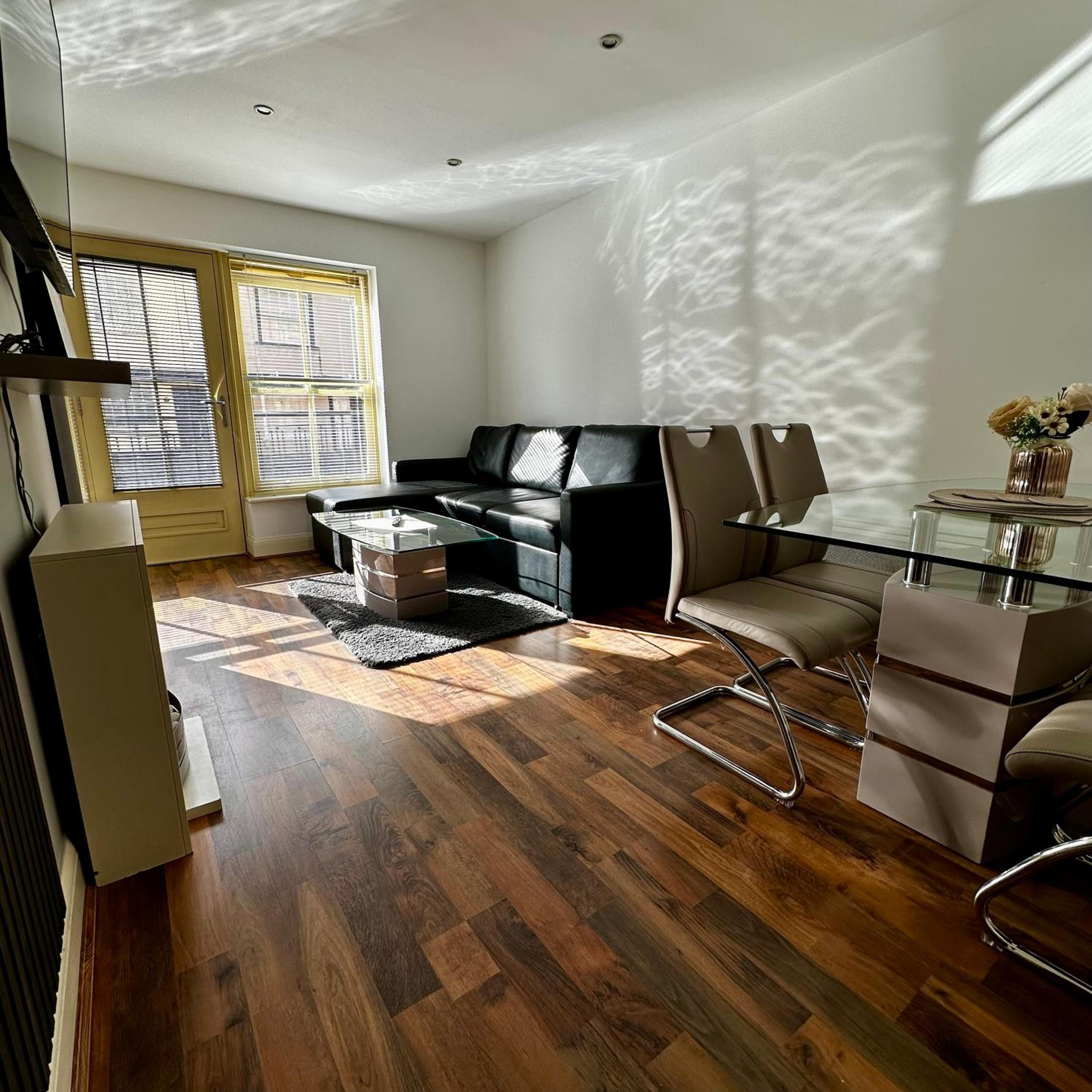 Two-Bedroom Apartment - Photo 26