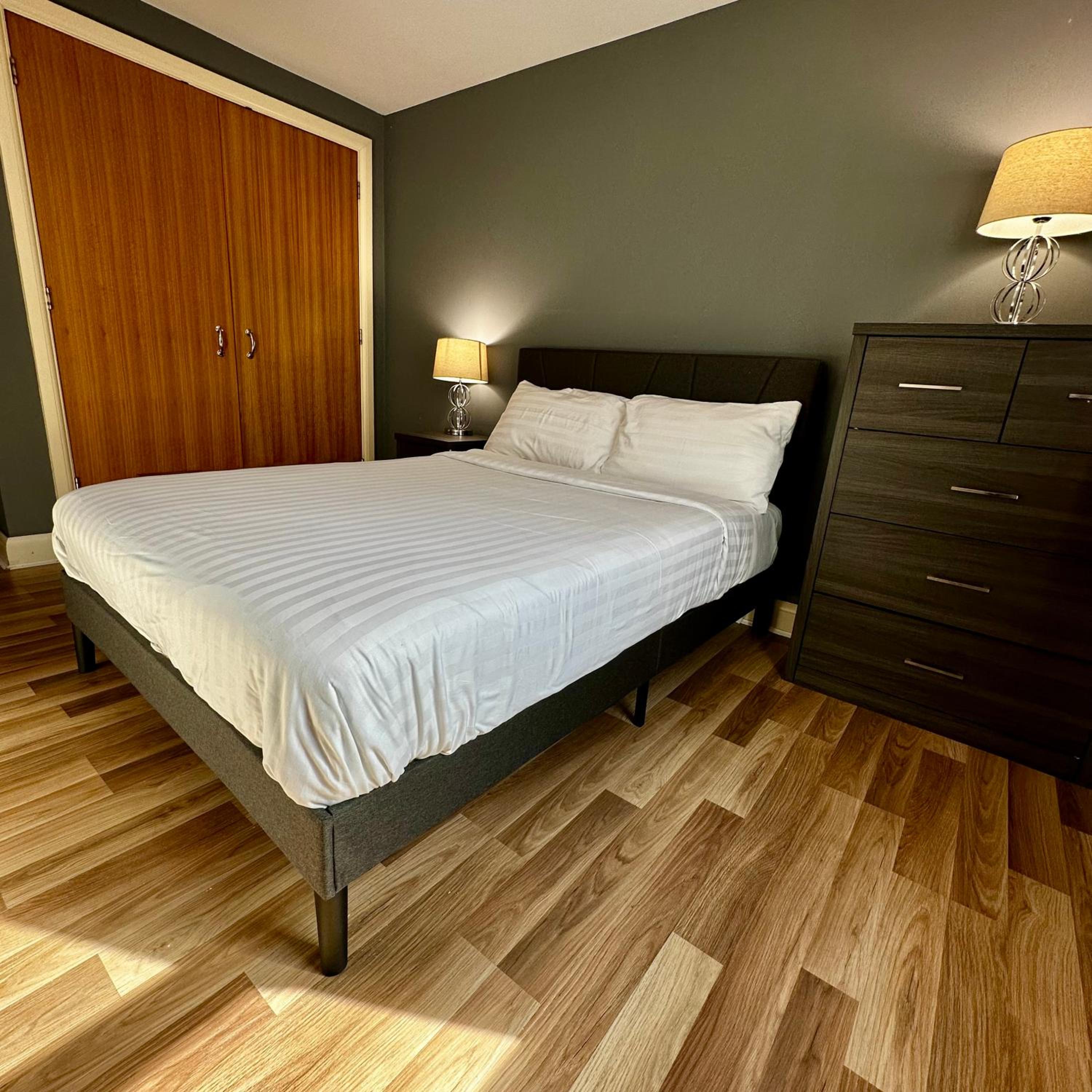 Two-Bedroom Apartment - Photo 27