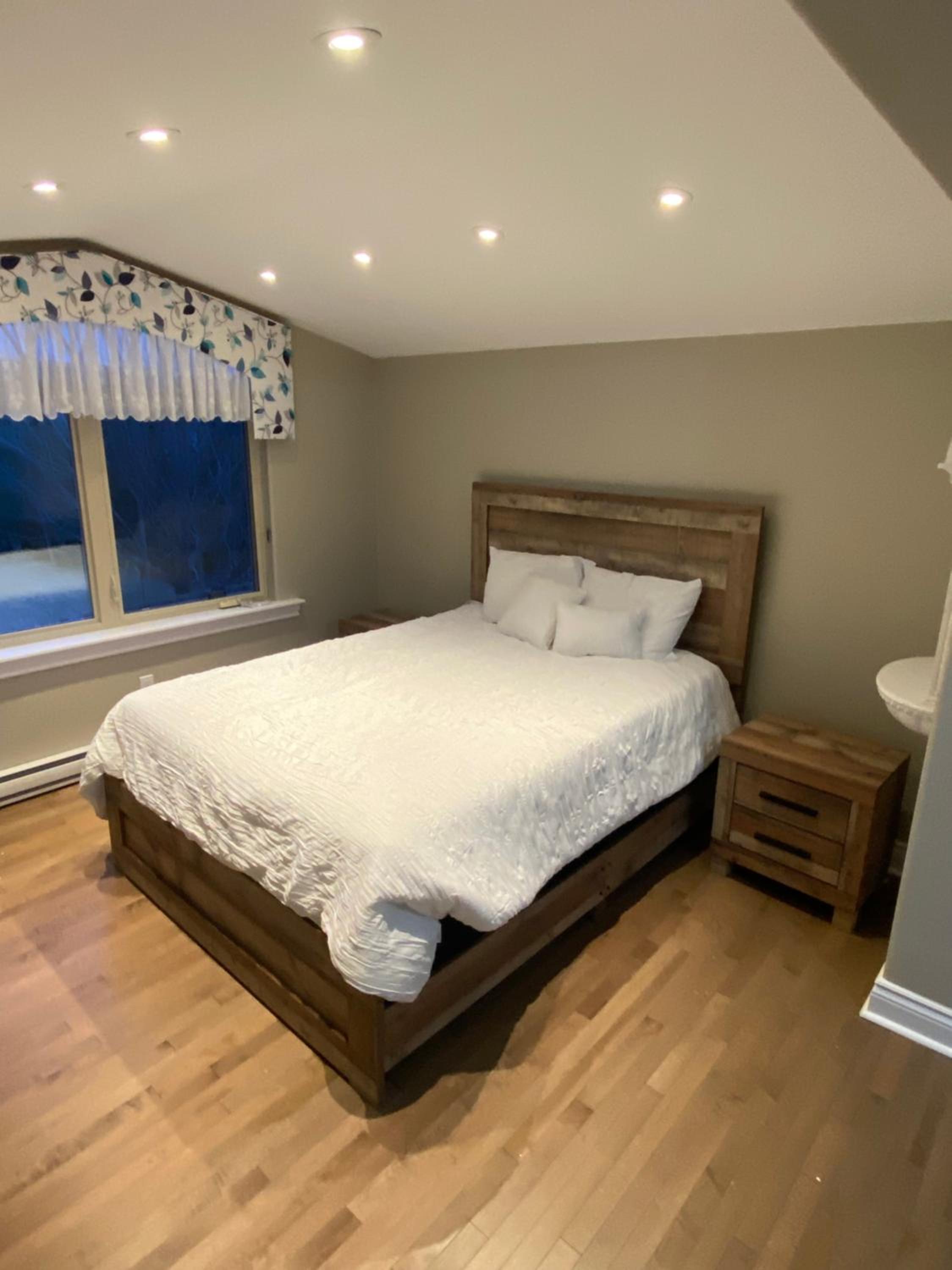 Four-Bedroom House photo 1