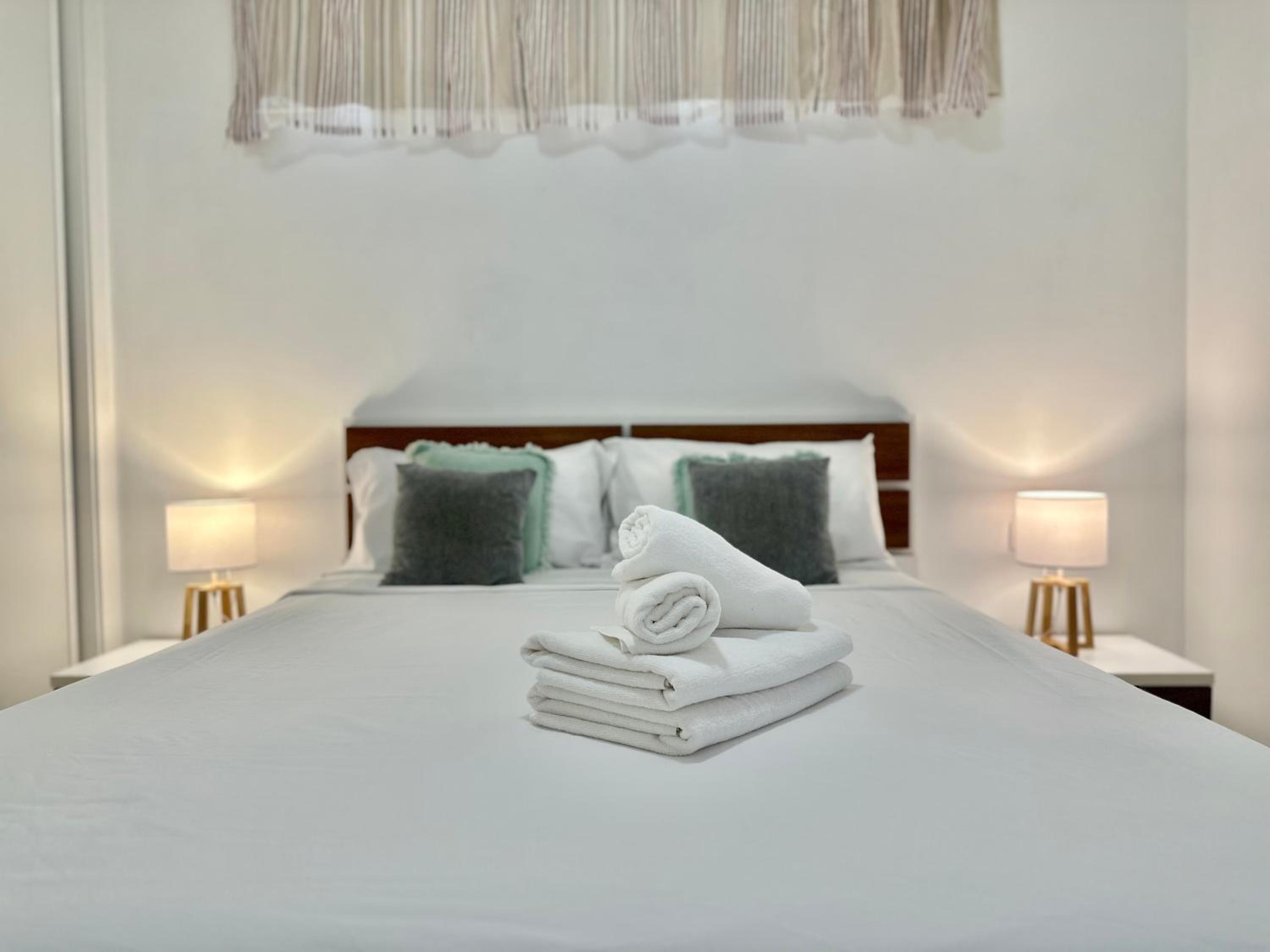 Two-Bedroom Apartment with Terrace and Sea View photo 3