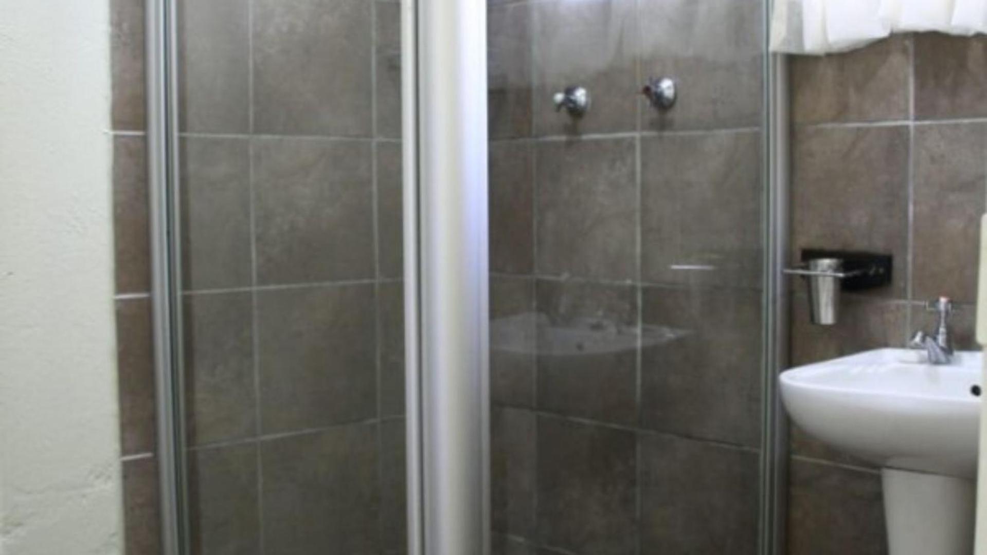 Standard Triple Room photo 2