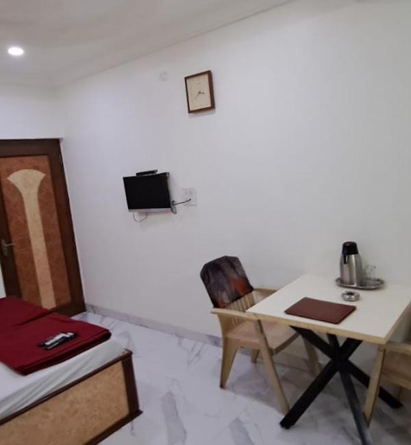 Standard Double Room photo 2