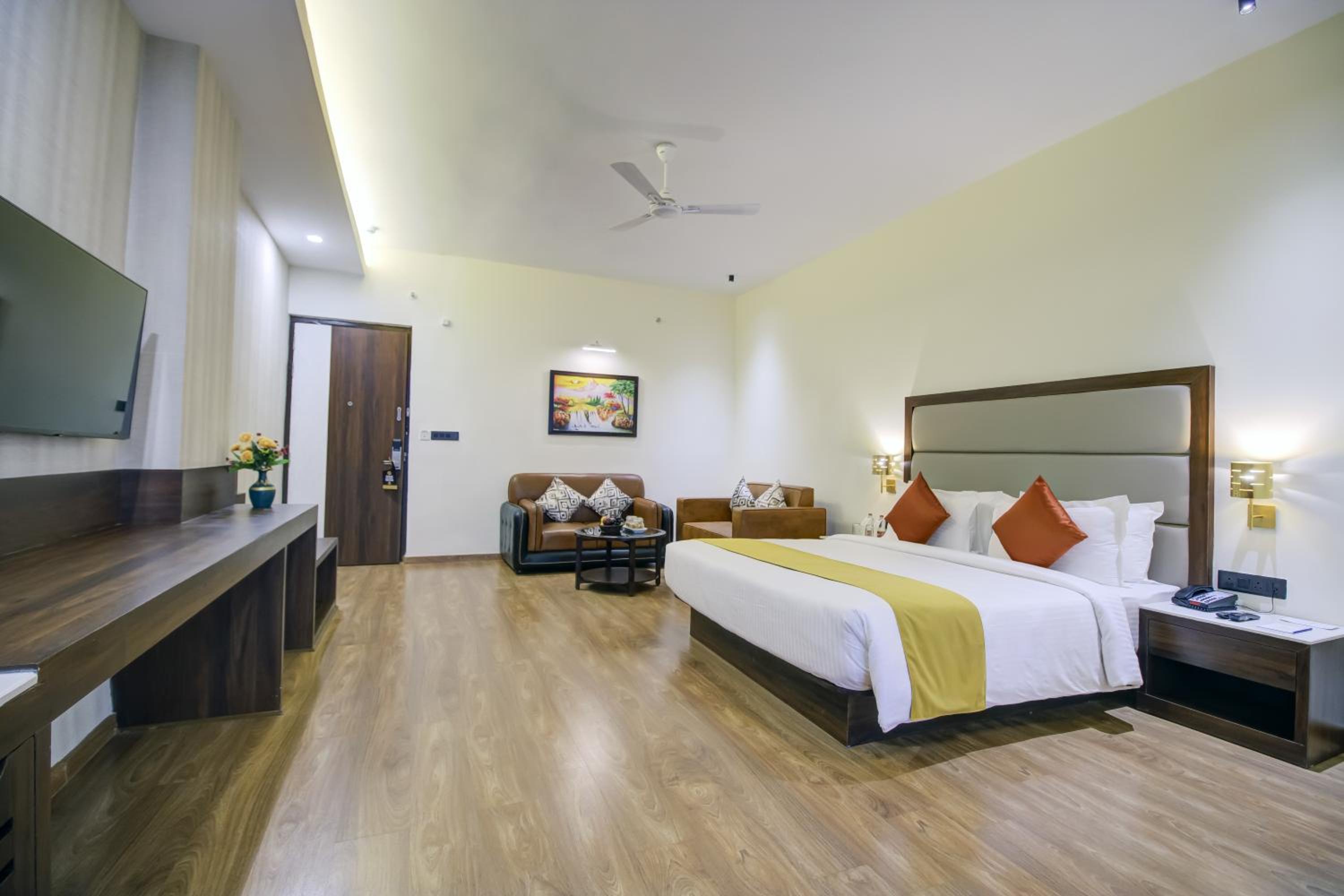 Deluxe King Room